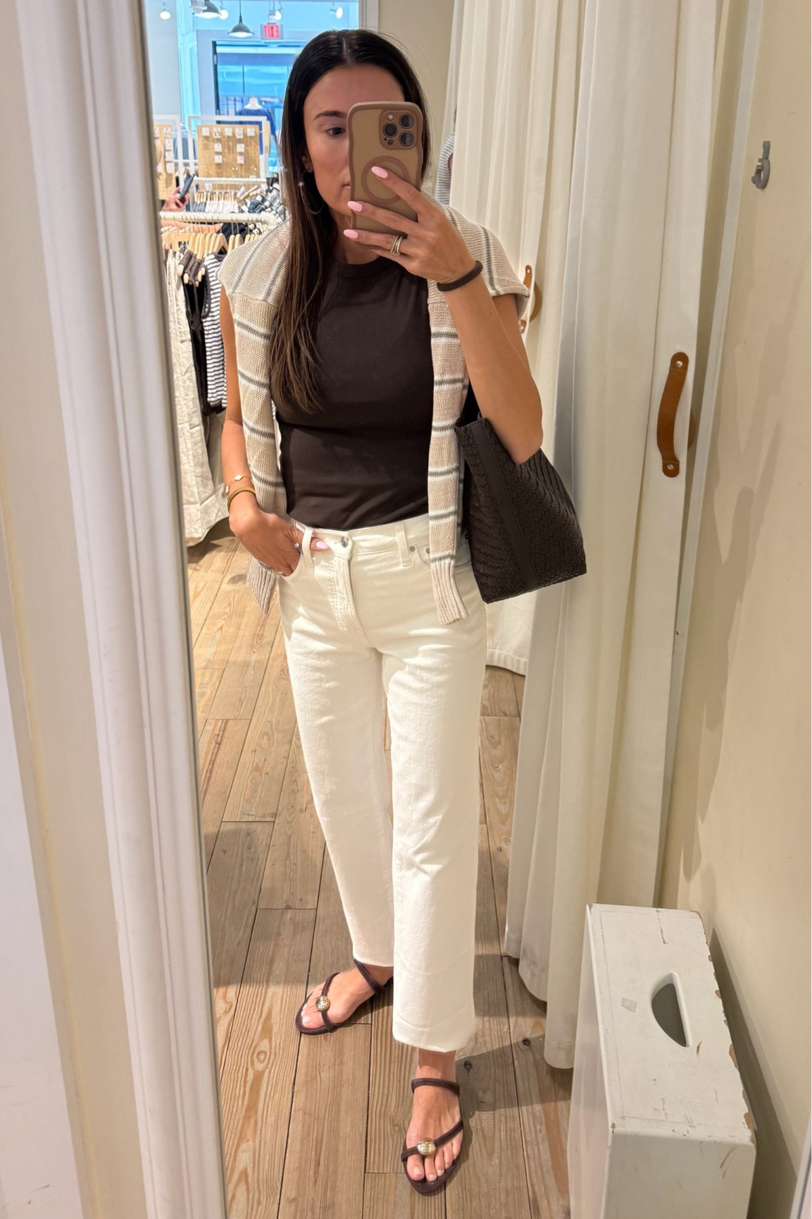 @Madewell ltk sale starts today - 20% off sitewide!! Full outfit here on sale! Love these white straight leg jeans for summer

Use code: LTK20

Madewell sale, casual outfit, white denim, weekend outfit, mom outfit, summer outfit 

#LTKxMadewell #LTKSaleAlert #LTKOver40
