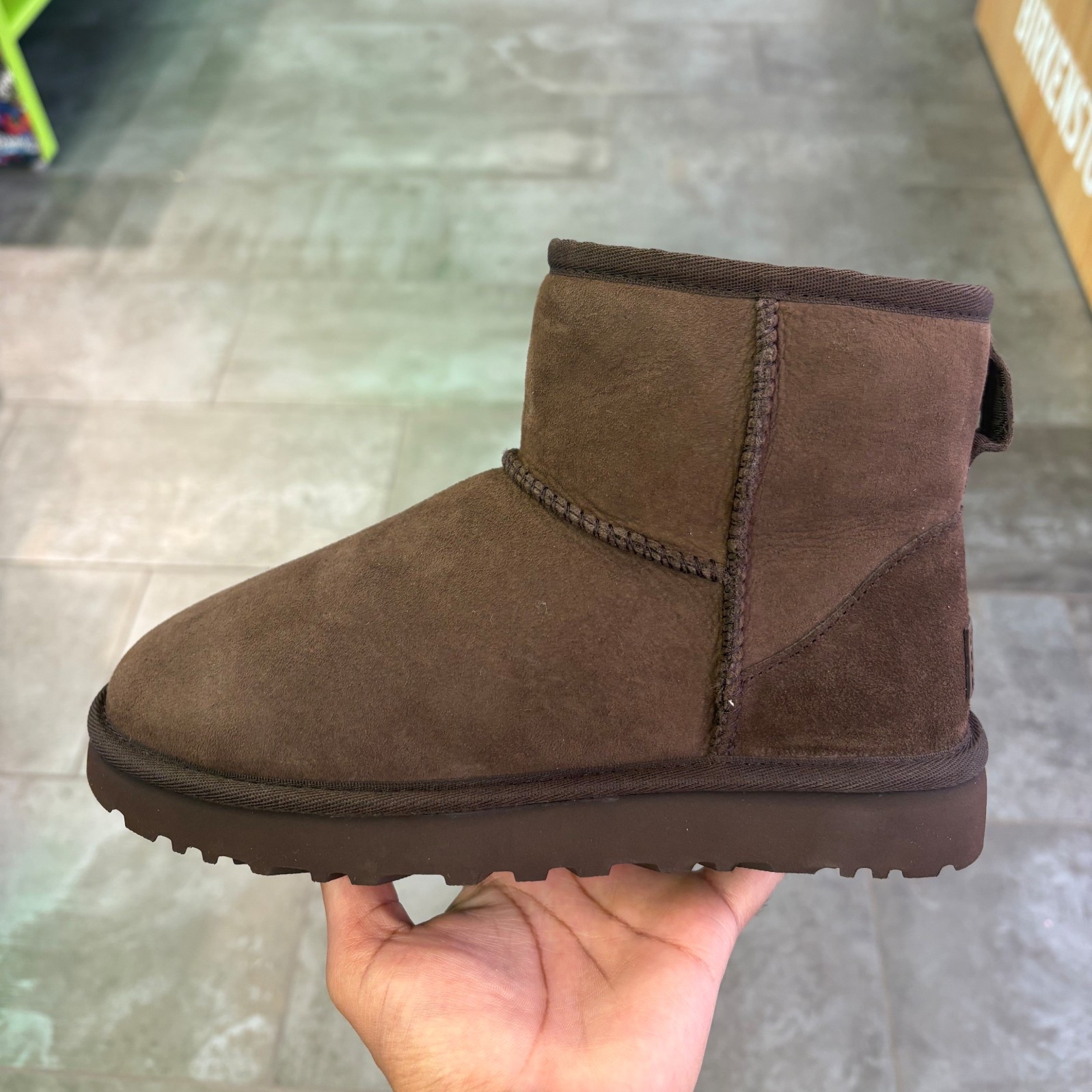 NEW dusted cocoa ugg 
Must haves ! 


#LTKHalloween #LTKStyleTip #LTKSeasonal