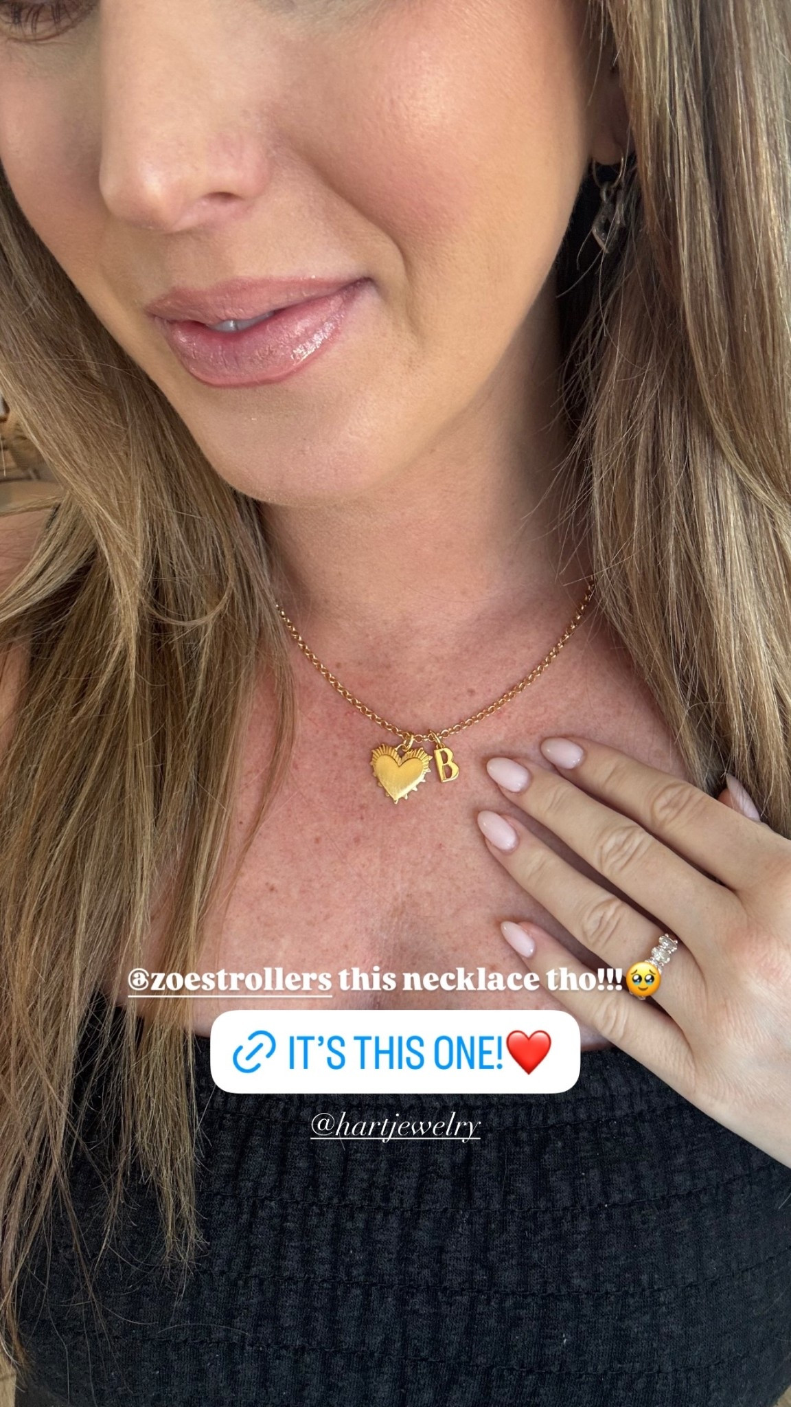 @hartjewelry  @zoestrollers this necklace tho!!!🥹