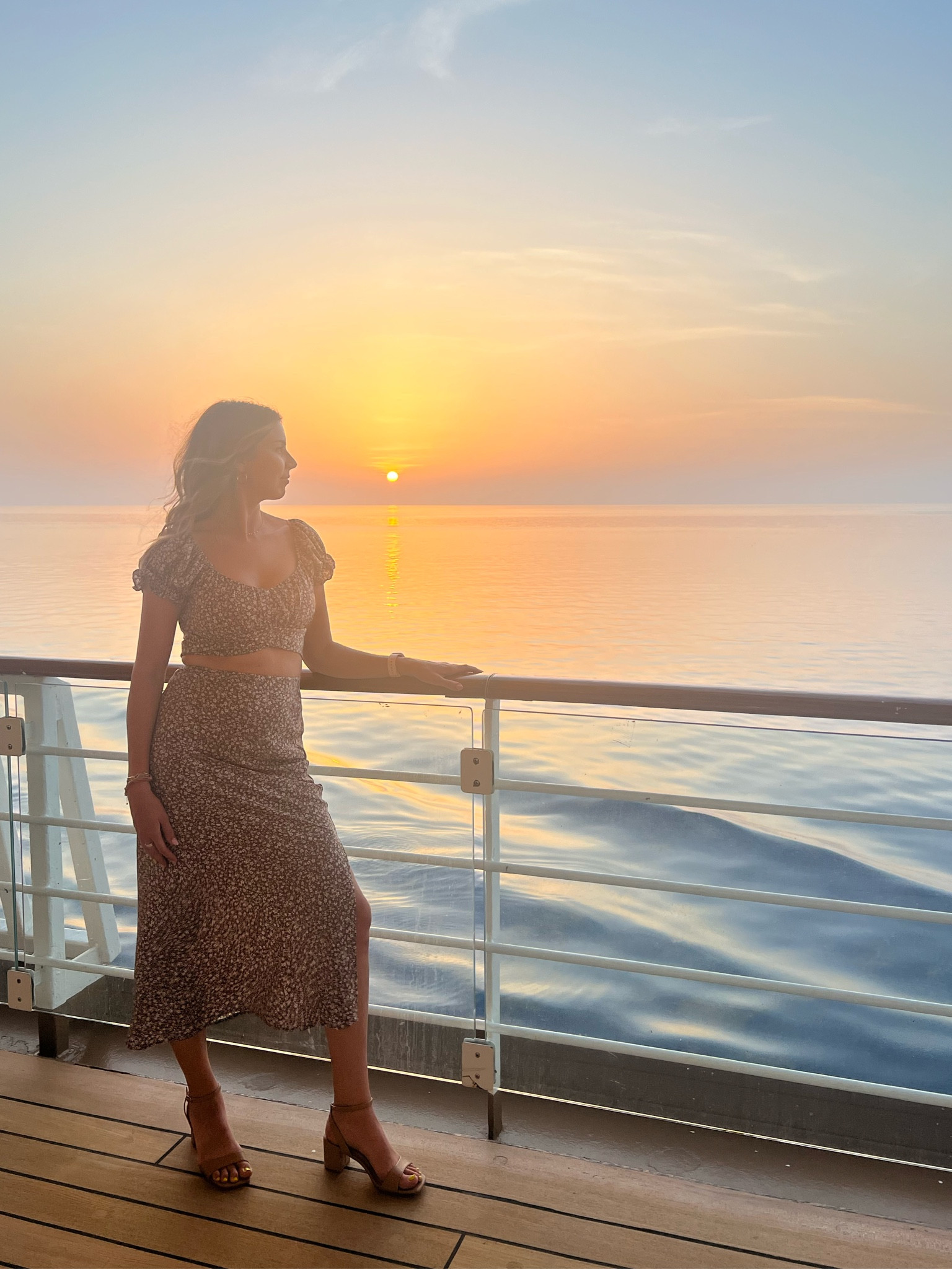 Obsessed with this set. I truly felt like a million bucks wearing it. Both top and bottom are true to size. I’m wearing a medium in both. 
Height: 5’9
Weight: 140lbs

#LTKtravel #LTKunder100 #LTKstyletip