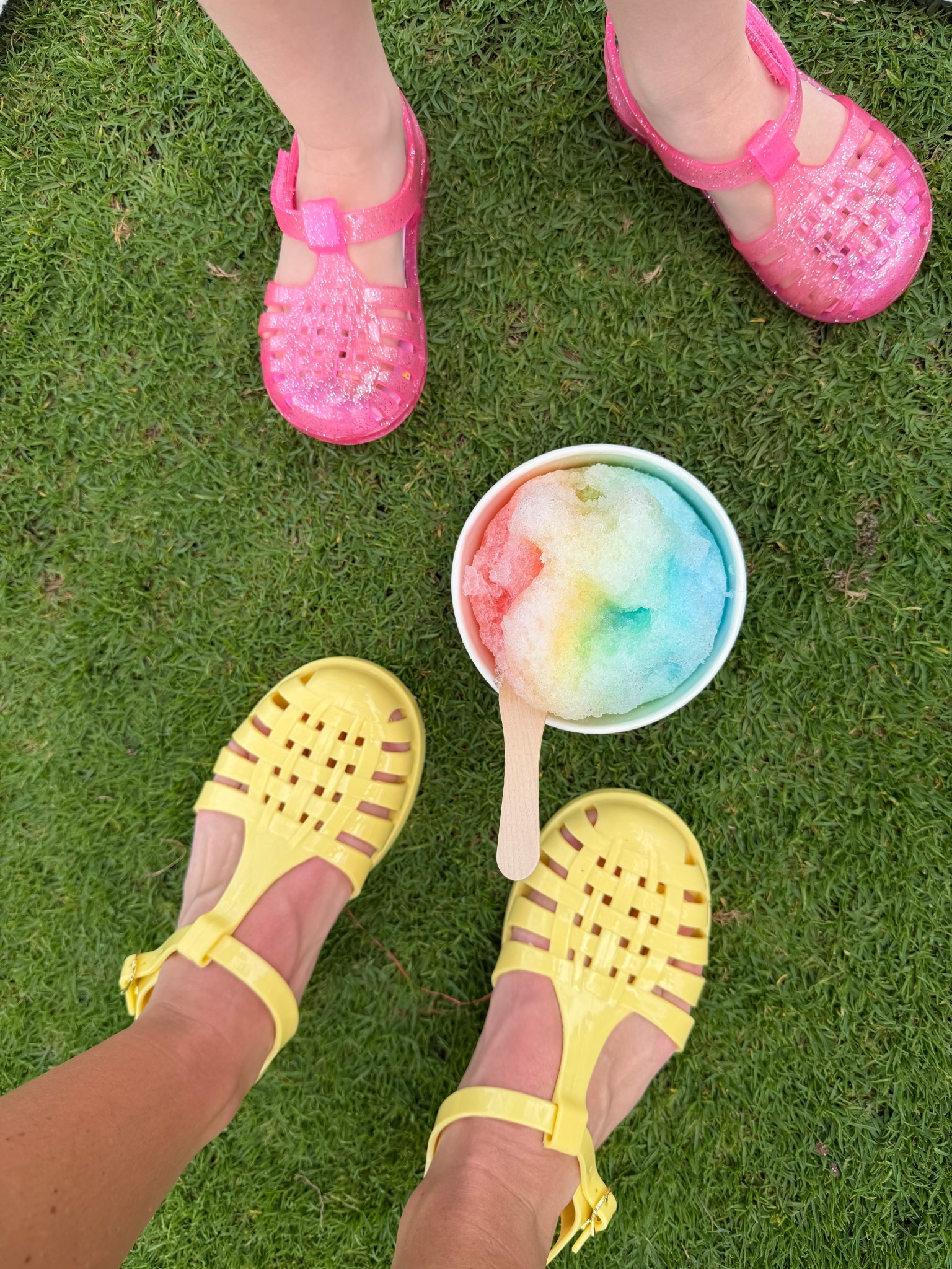 $6-$14 jelly shoes 😍