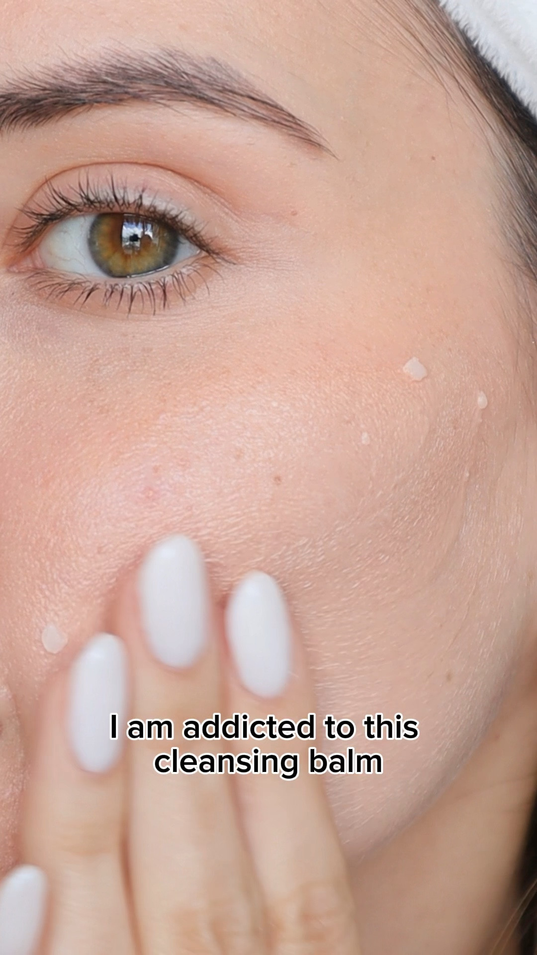 The best cleansing balm I’ve ever tried! As a model my skin suffers a lot with removing heavy makeup and this balm came perfectly handy 🥹 did you ever try it? Best part: it’s less than $10!

#skincare #cleansingbalm #cleanskin

#LTKbeauty #LTKGiftGuide