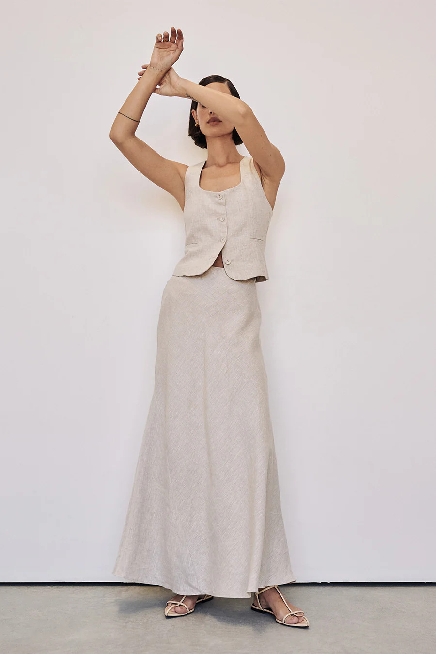 SYRAH NATURAL LINEN MIDI SKIRT | DISSH