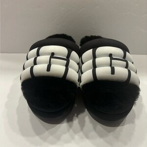 UGG Women's Maxi Slide Logo Sandal Size 8 | Poshmark