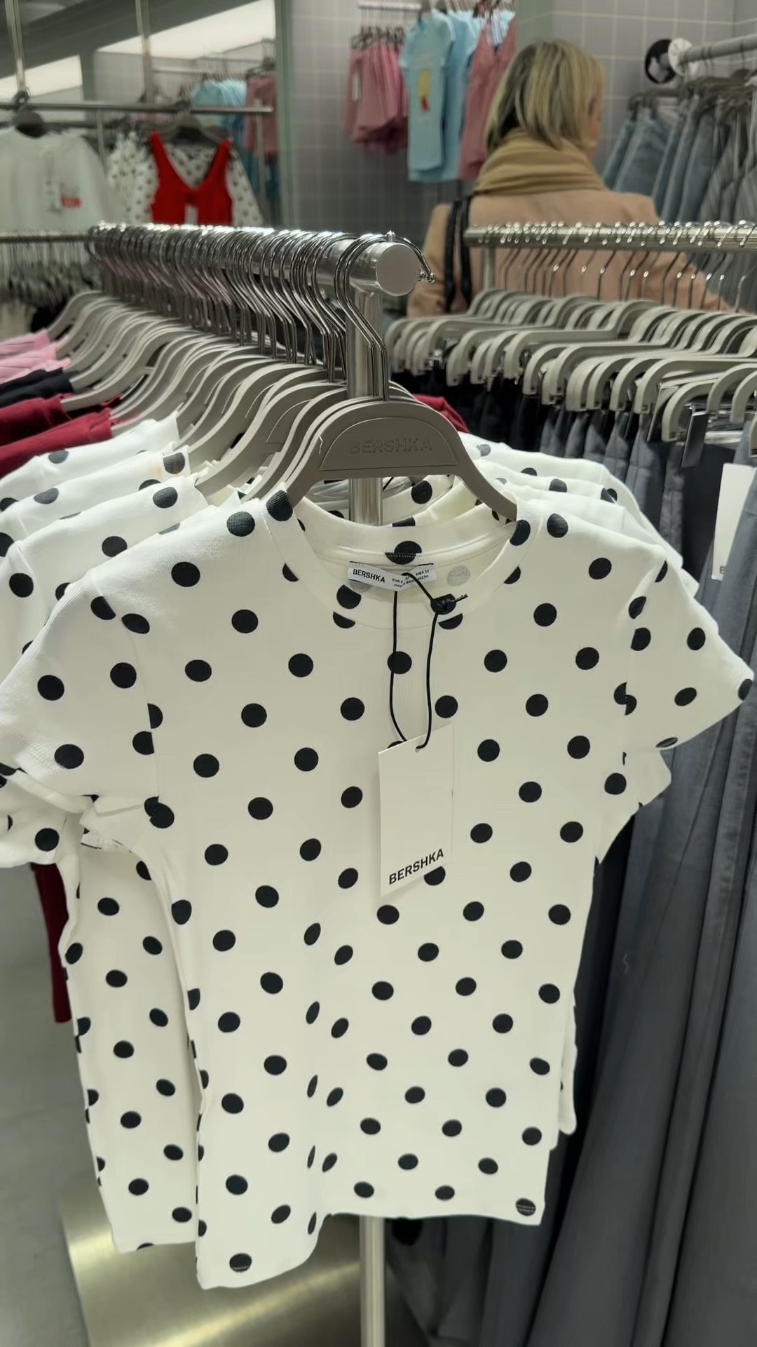 Polka dot tees 😍

#LTKuk #LTKsummer #LTKspring