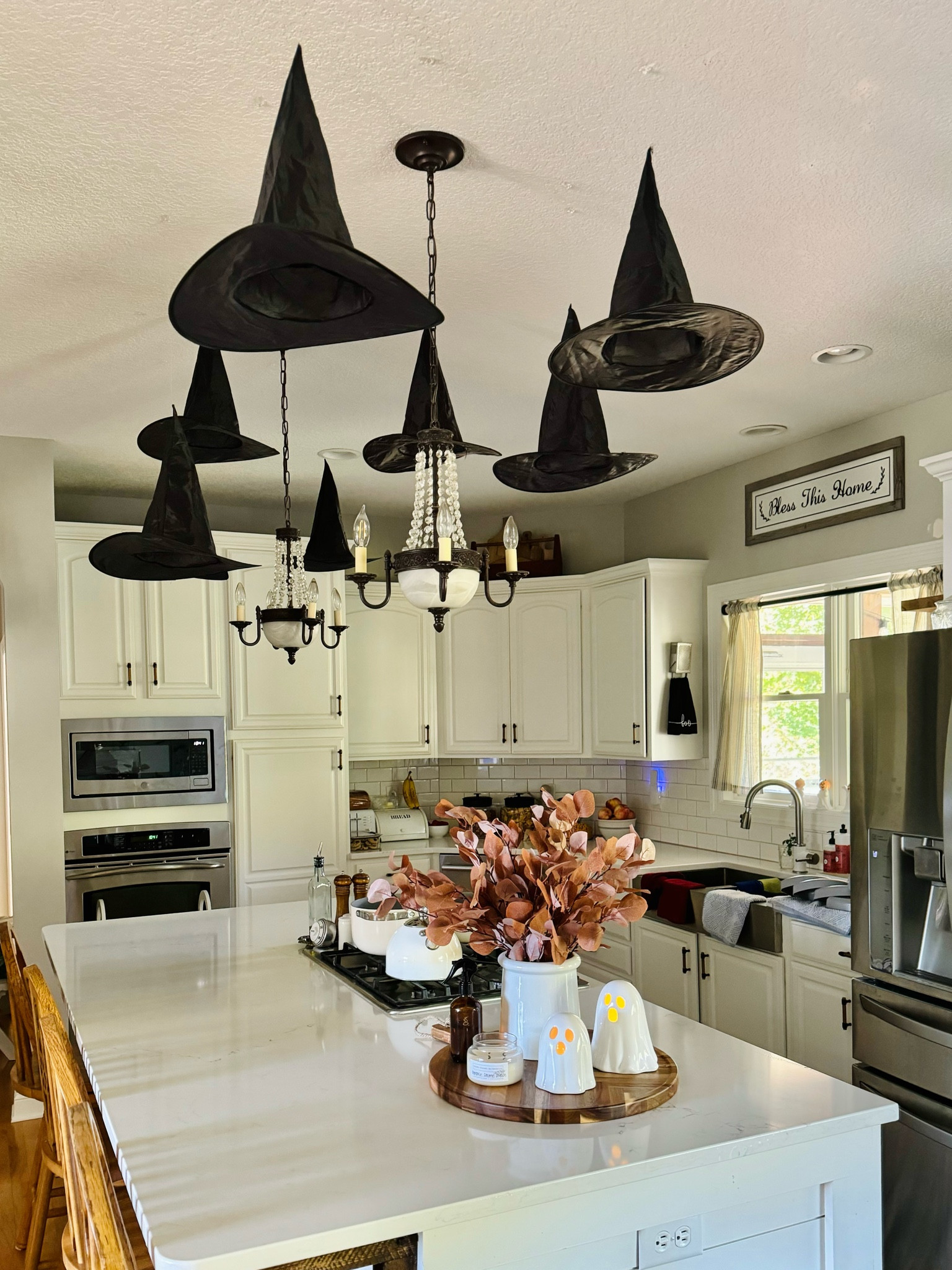 Halloween decor

#LTKHome #LTKSeasonal #LTKHalloween