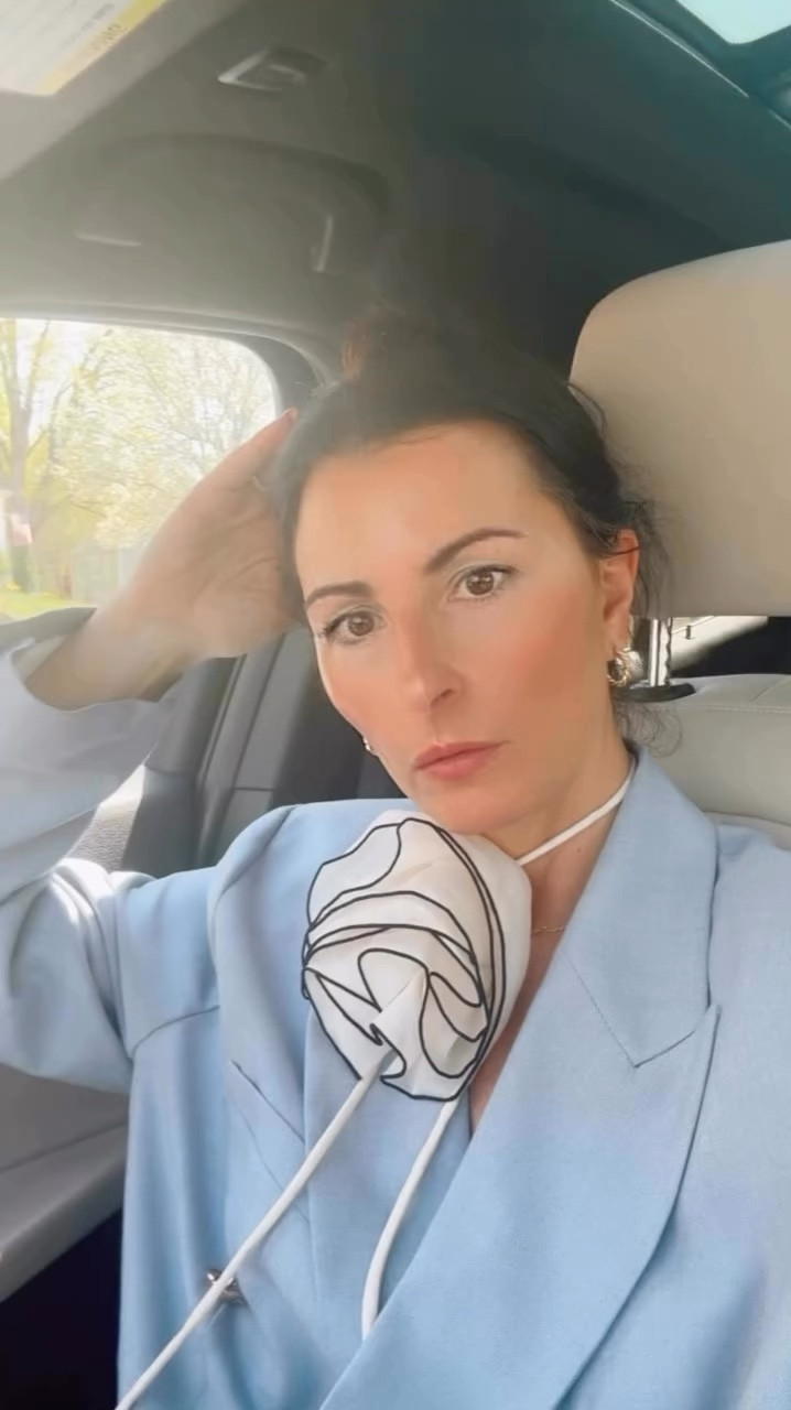 Boss Babe 🤑💙…

#LTKU #LTKOver40 #LTKFindsUnder100