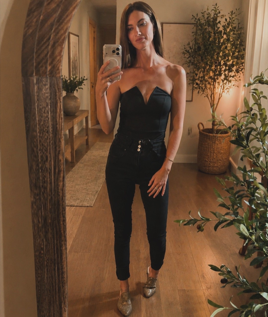 Proof that all-black is never boring. 🖤 Elevated basics that make getting dressed effortless.

#LTKootd #LTKTall #LTKgrwm