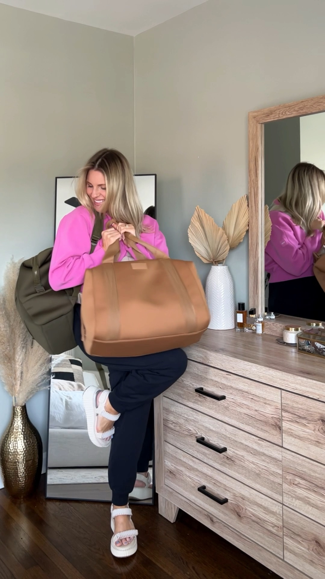 Travel outfit essentials from Dagne Dover, Abercrombie & Dolce Vita on sale for Black Friday 

#LTKHoliday #LTKCyberWeek #LTKGiftGuide