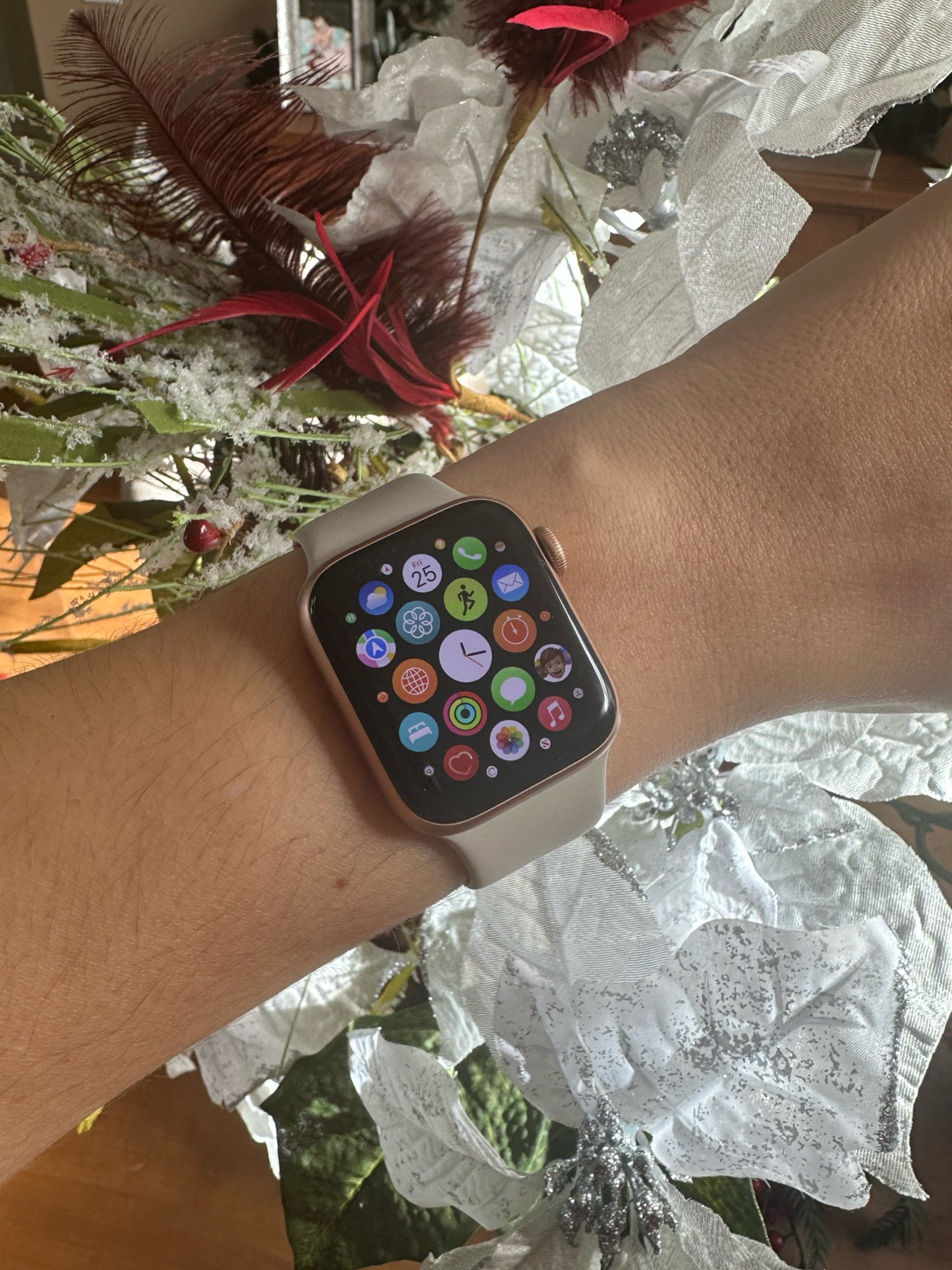 Apple Watch on sale 

#applewatch #sale 

#LTKsalealert #LTKCyberweek