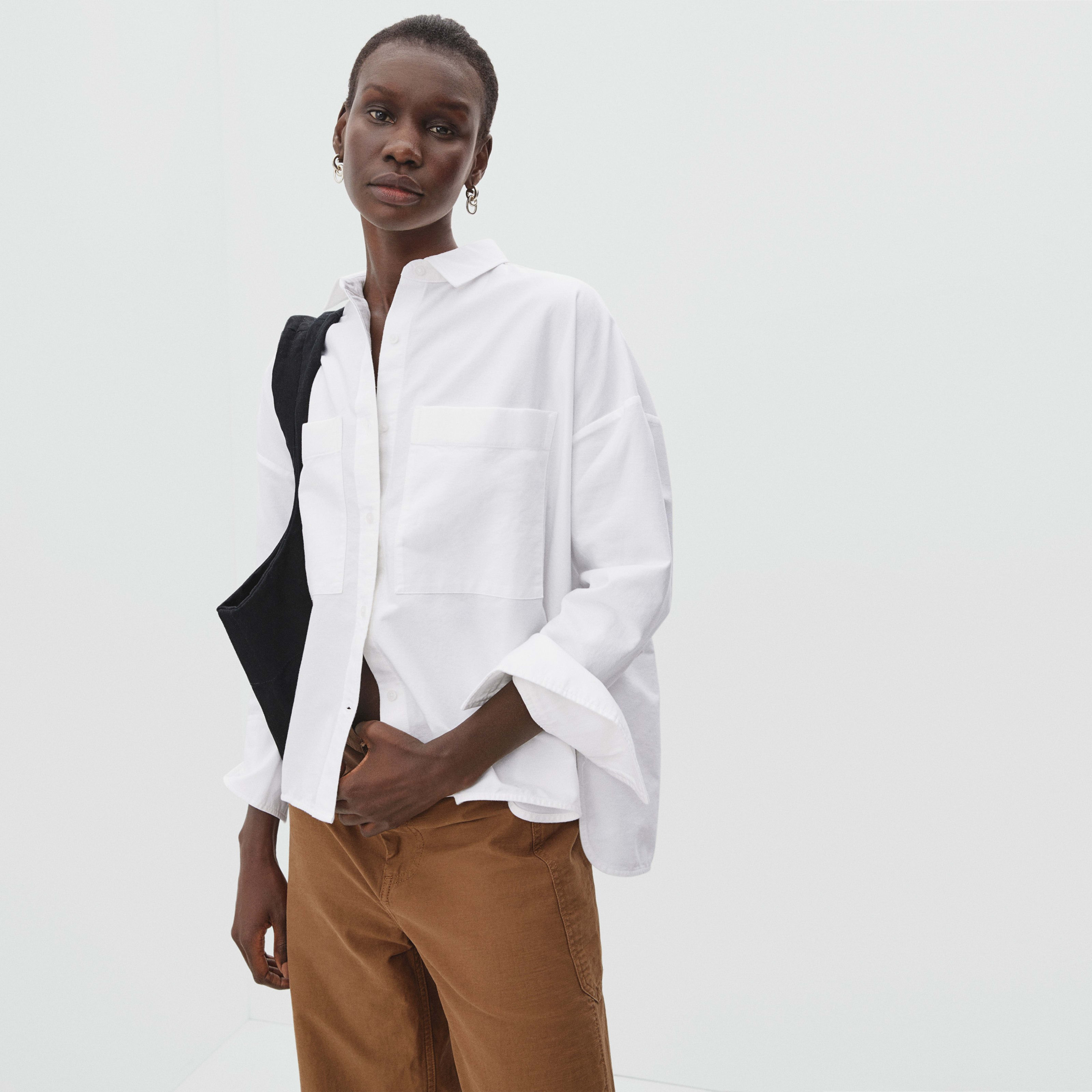 Boxy Oxford by Everlane in White, Size M | Everlane