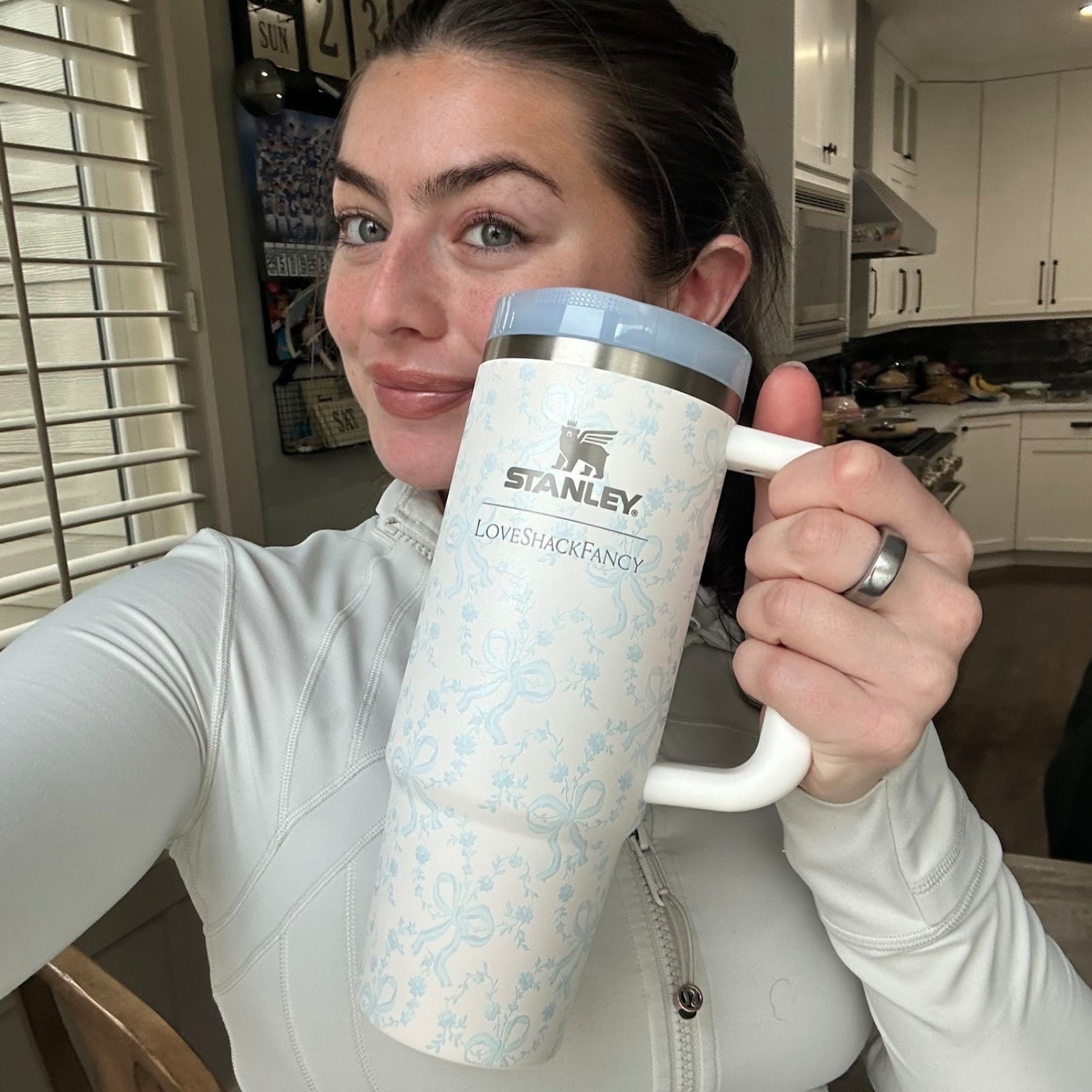 Shopping for gifts? Stanley just made it way too easy 🎁✨ Their brand-new Dream Weaver line dropped yesterday 💭🌙 and the Starlight Shimmers tumblers are pure magic. ✨Add in the LoveShackFancy collab 🎀 and you’ve basically wrapped up the “cutest gift” award already 💖
I also rounded up the deal-worthy picks you’ll want to grab while they’re still in stock👇
 ✔️ Stay Chill Growler Sets
 ✔️ Textured Everyday Tumbler
 ✔️ ProTour FlipStraw
 ✔️ IceFlow Fast-Flow Bottle
 ✔️ The tiny-but-mighty 14 oz Quencher
Perfect for teachers, teens, besties… or honestly yourself. Tap through and fill that cart 🛒✨
@Stanley_Brand #Stanley1913Partner

#LTKTravel #LTKHoliday #LTKGiftGuide