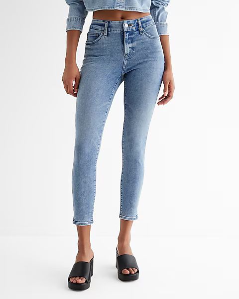 Mid Rise Light Wash FlexX Cropped Skinny Jeans | Express (Pmt Risk)