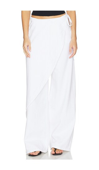 DL1961 Zoe Wrap Relaxed Pants in White. - size 23 | Revolve Clothing (Global)