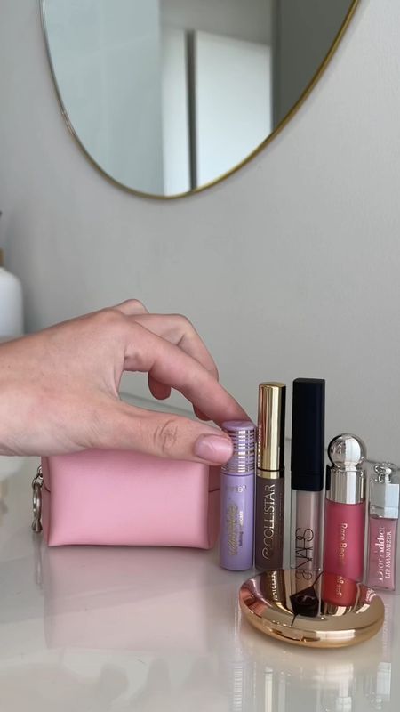 mini makeup bag on the go ✨

#LTKbeauty #LTKeurope #LTKfindsunder50