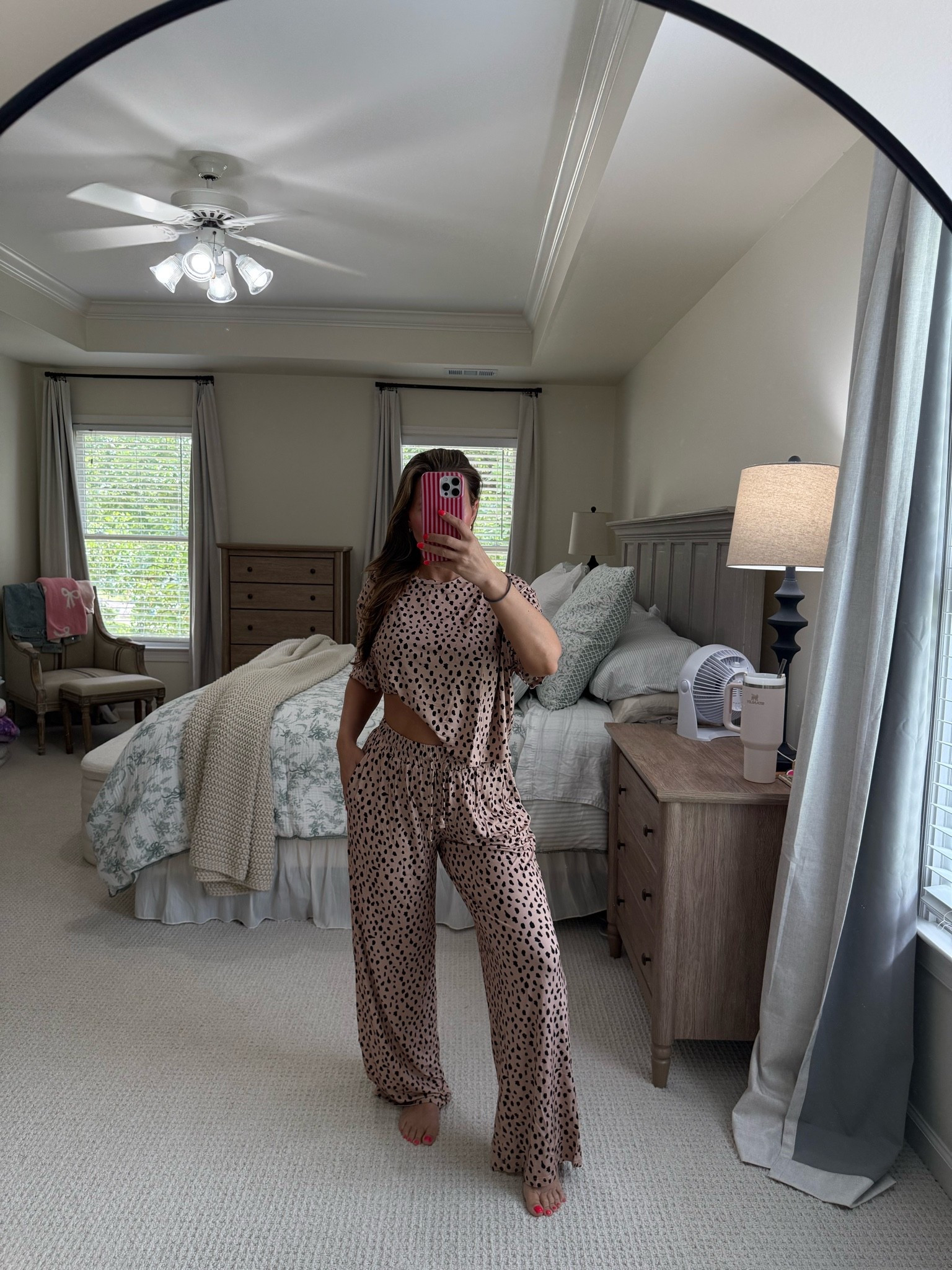 obsessed with this print! #silksdesign #pajamas #loungewear

#LTKgrwm #LTKootd