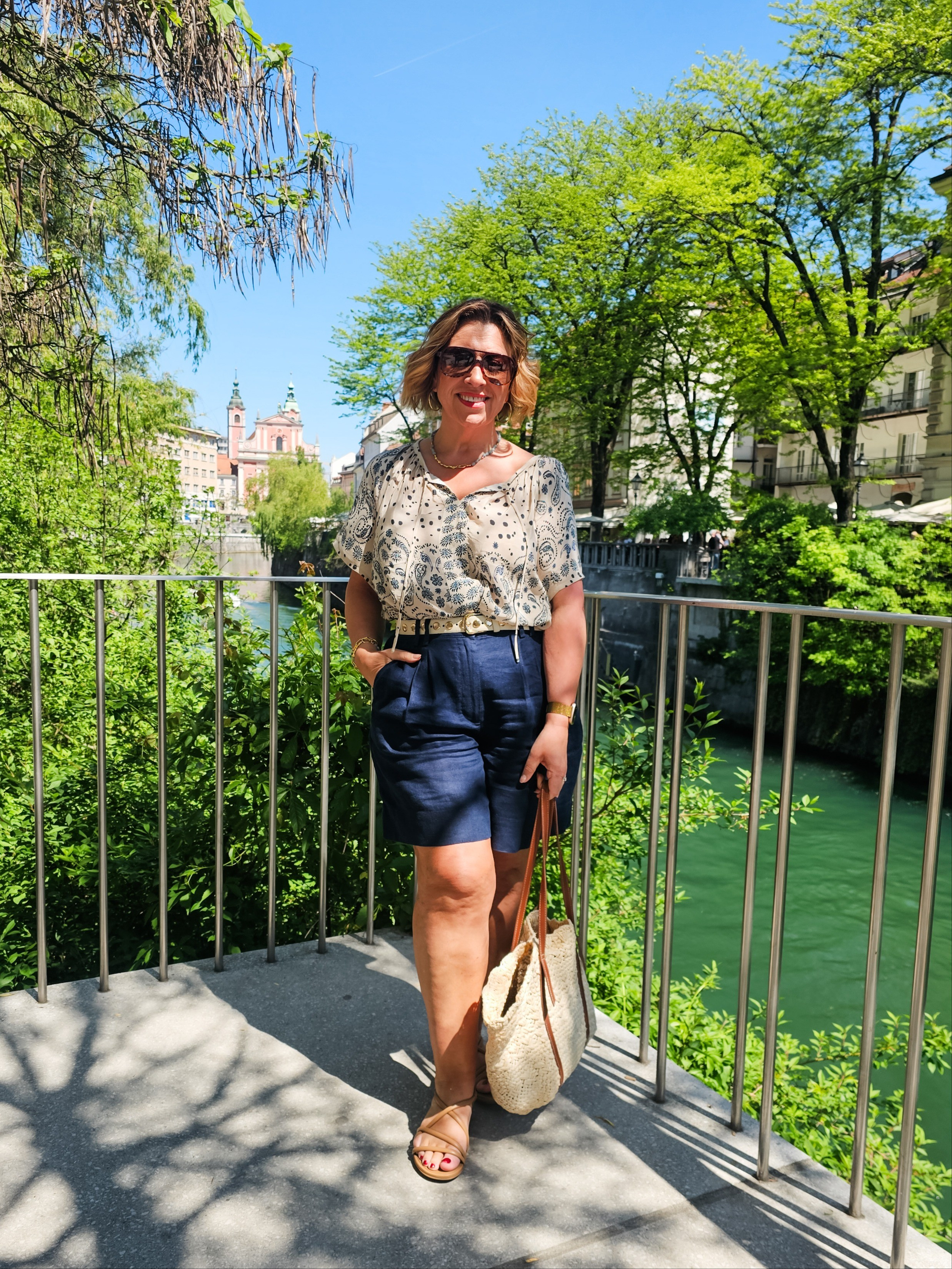 The perfect linen shorts outfit. Ideal for hot days, sightseeing or relaxing on holiday 

#LTKuk #LTKsummer #LTKpetite