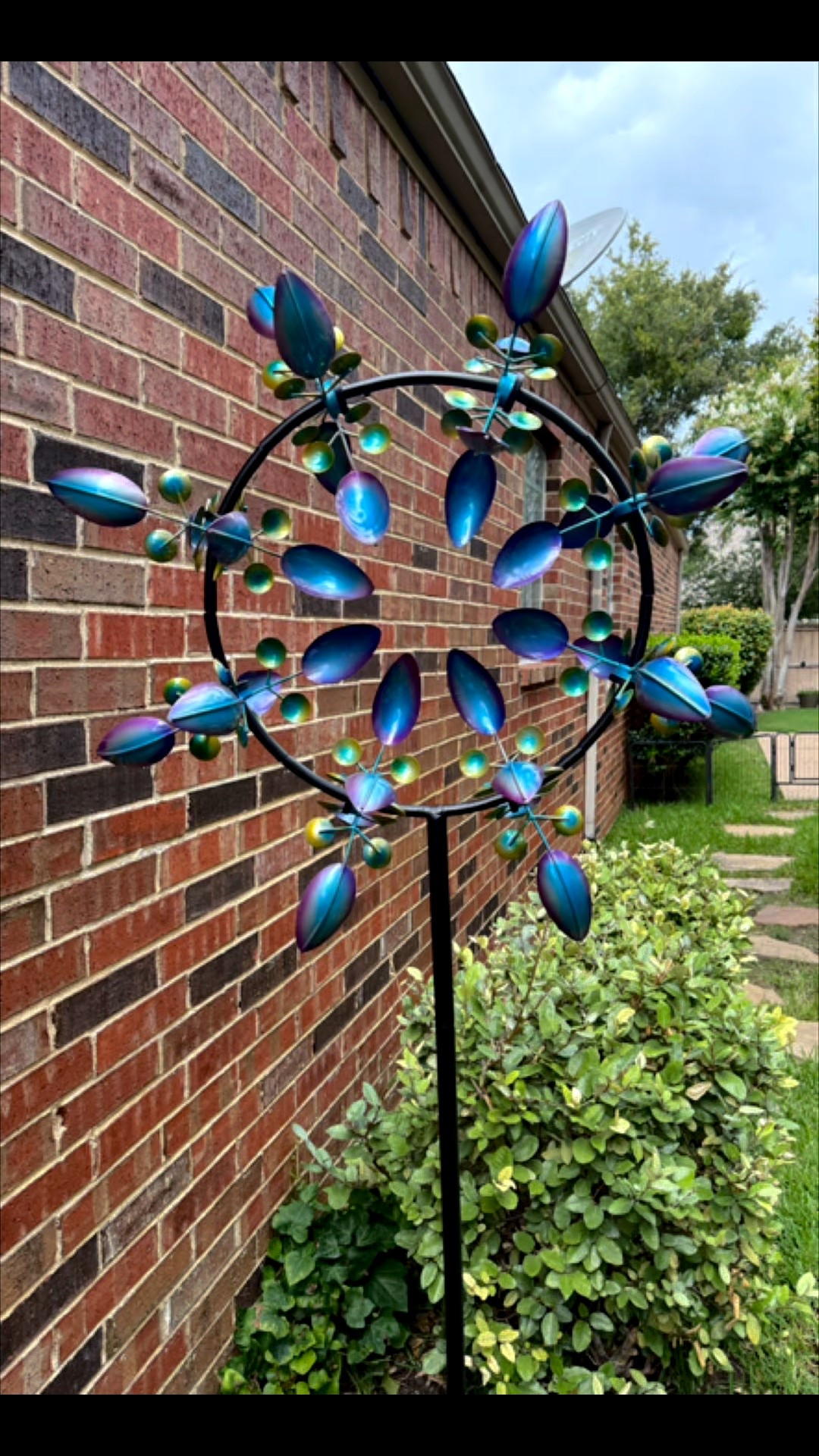 Loving this wind spinner!  It spins with the slightest breeze and adds such a fun, whimsical touch to my garden. Totally mesmerizing!
#WindSpinner
#LTKGarden
#LTKWhimsical
#Mesmerizing

#LTKxMadewell #LTKHome