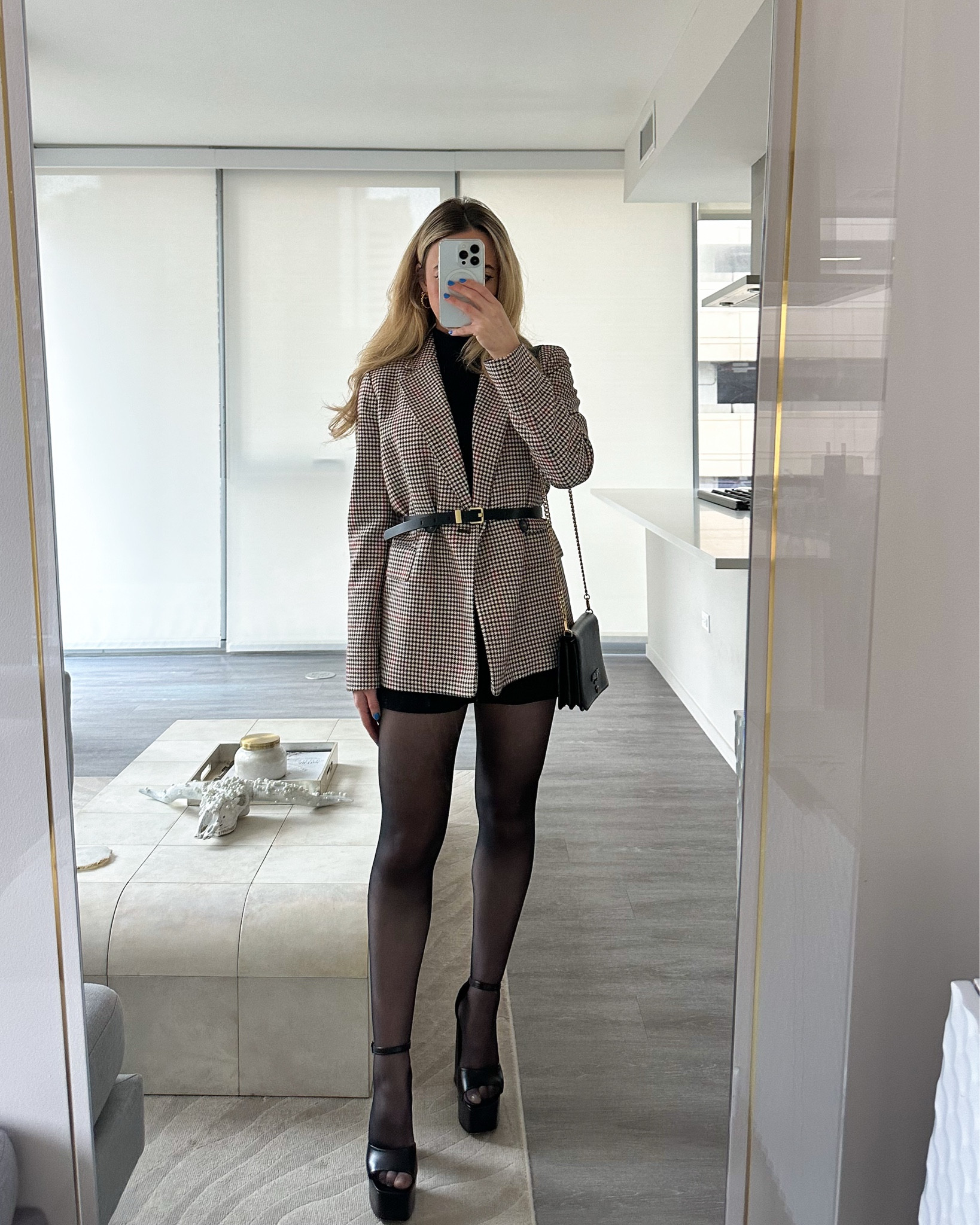 one of my favorite winter looks from last year: pairing tights with hot shorts, topped with a cinched belted blazer for a polished yet edgy going out look 

ootd style fashion, womens winter fashion, fall fashion, new york, chicago outfit, dinner outfit, cold weather going out look, hot shorts, blazer outfit, holiday party,  

 

#LTKHoliday #LTKootd #LTKgrwm