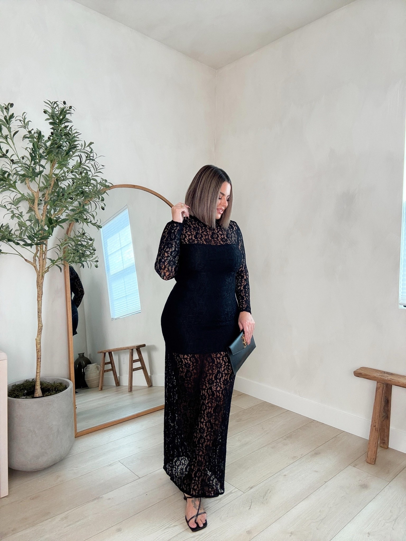 Fall wedding guest dress 

This one fit really well in the size 10 but the arms were snug on me. Not sure if this one comes in a 12 but the 12 would def fit me better I think.