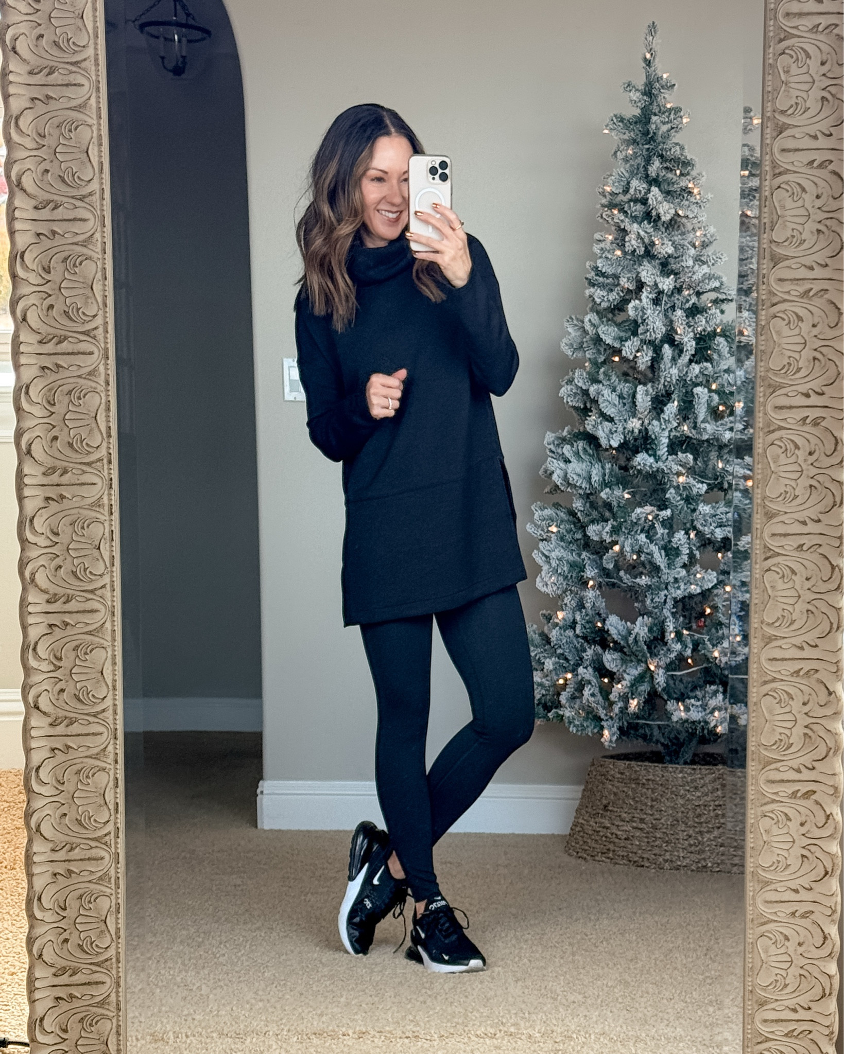 60% off this Spanx tunic & leggings today only! It’s 50% off and you can stack code EXTRA10 for an additional 10%. 

For reference: I’m 5’1”, 109lbs
I’m wearing a size extra small and the booty boost leggings and the tunic



#LTKCyberWeek #LTKSaleAlert #LTKActive