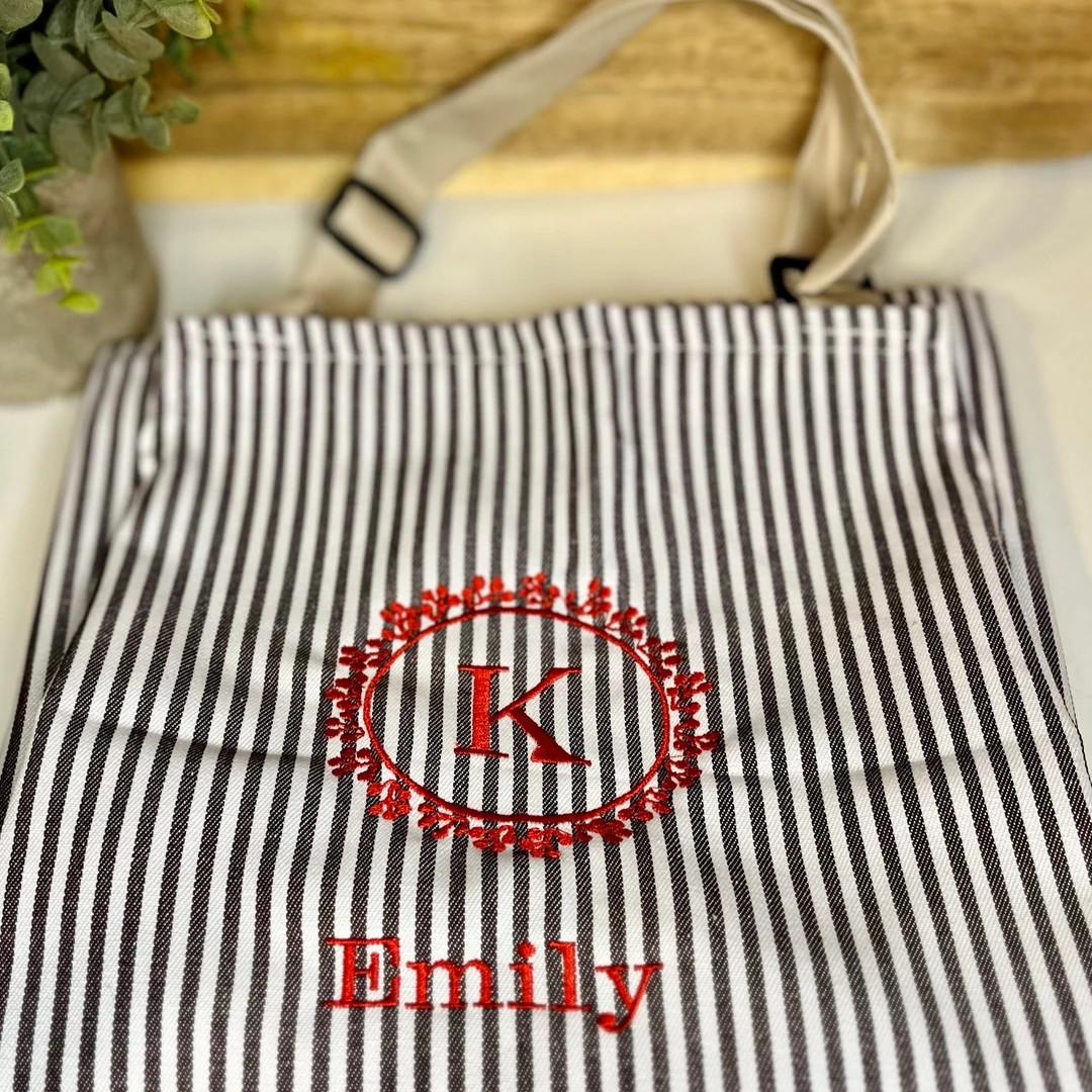Custom Striped Apron, Personalized Apron, Apron With Message, Gift for Mom, Housewarming Gift, Gr... | Etsy (US)