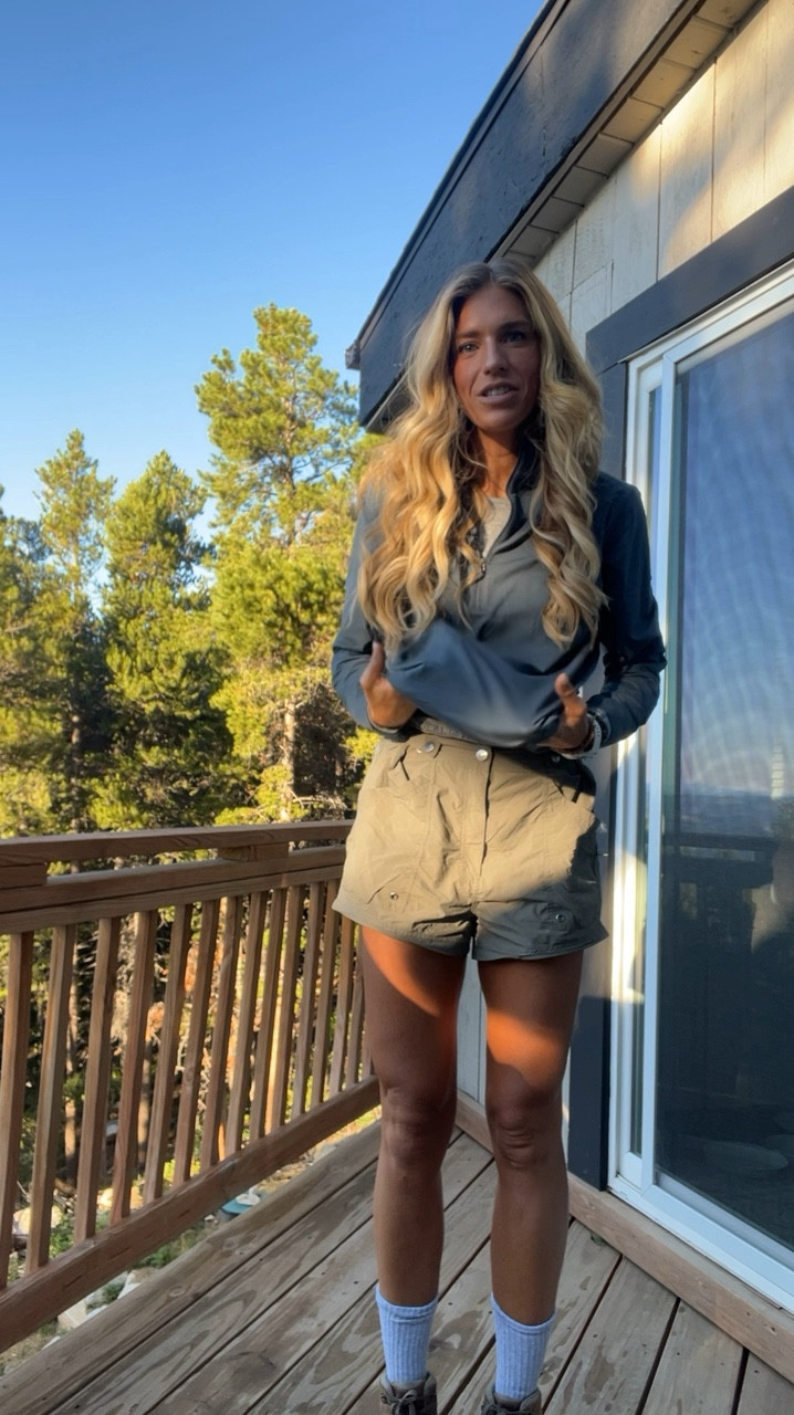 Hiking outfit I wore to lake Isabelle in Colorado:
Wearing usual medium in shorts. They run oversized so keep that in mind! 
Usual 6 in top for lululemon. I usually size up in all lululemon 
M/l in free people tank