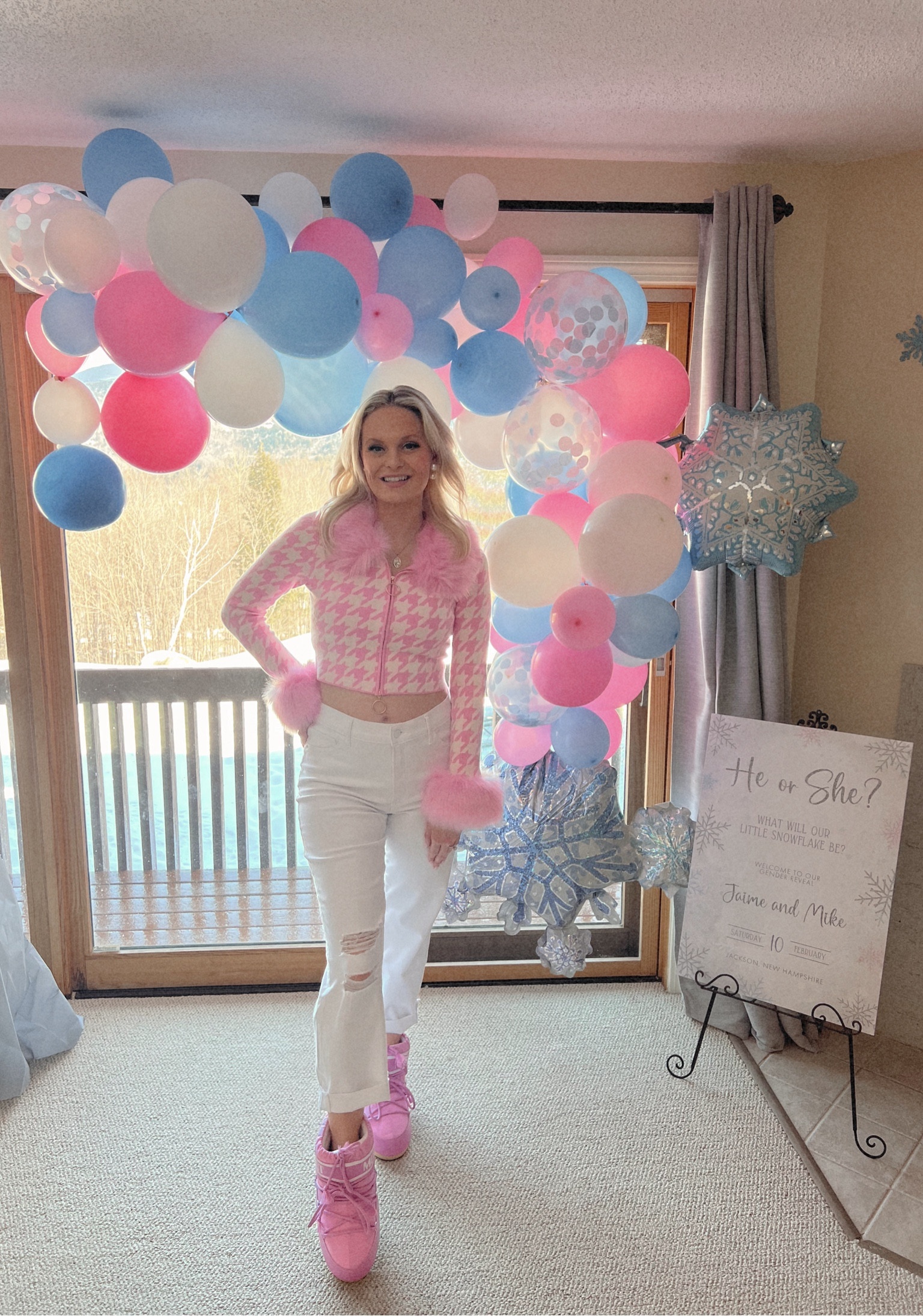 Gender reveal outfit! Also perfect top and boots for a ski trip! 

#LTKstyletip #LTKSeasonal #LTKparties