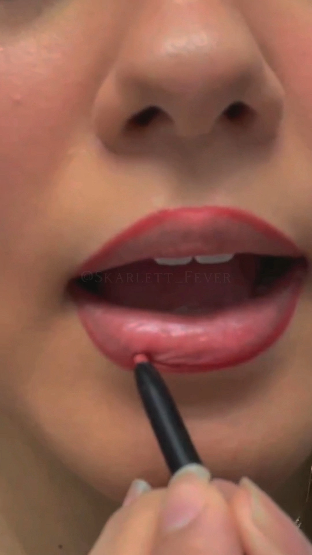 Use code SKARLETT_FEVER on faux mink lashes @dollarlashclub 

Description: red lip, lip liner, cream blush, liquid felt tip eyeliner, Valentine’s Day makeup, Latina creator Latinx 

#LTKplussize #LTKGiftGuide #LTKVideo