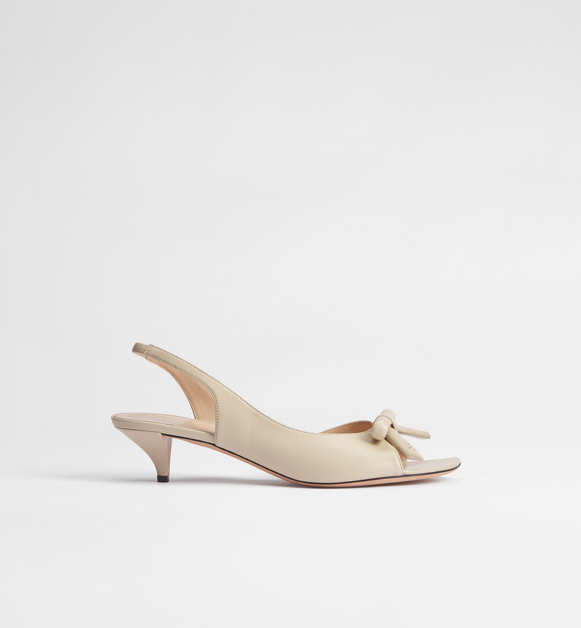 Dior Bow Heeled Slingback Sandal Trench Lambskin | DIOR | Christian Dior Parfums UK