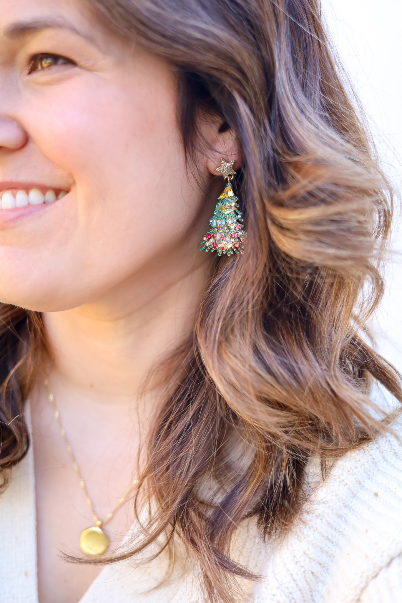 These adorable Christmas tree earrings are on sale for $18. 


Gift guide, Holiday jewelry, Christmas tree jewelry, Christmas tree earrings, Holiday outfit, Christmas outfit, gifts for her, gifts for mom, gifts for sister, gift guide for her, 

#LTKSeasonal #LTKHoliday #LTKGiftGuide
