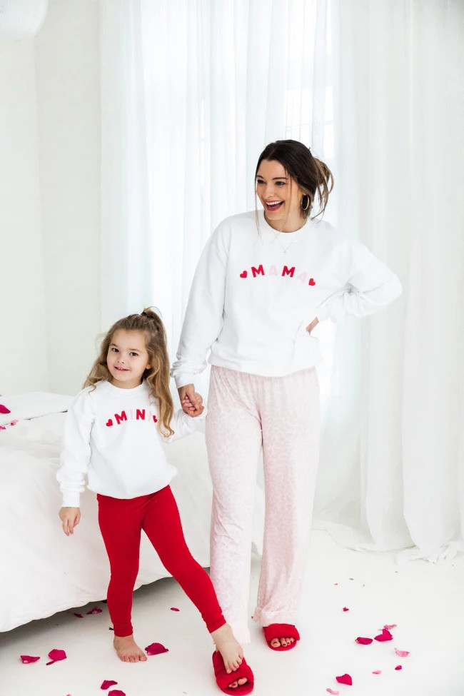 Mama Hearts White Graphic Sweatshirt | The Pink Lily Boutique
