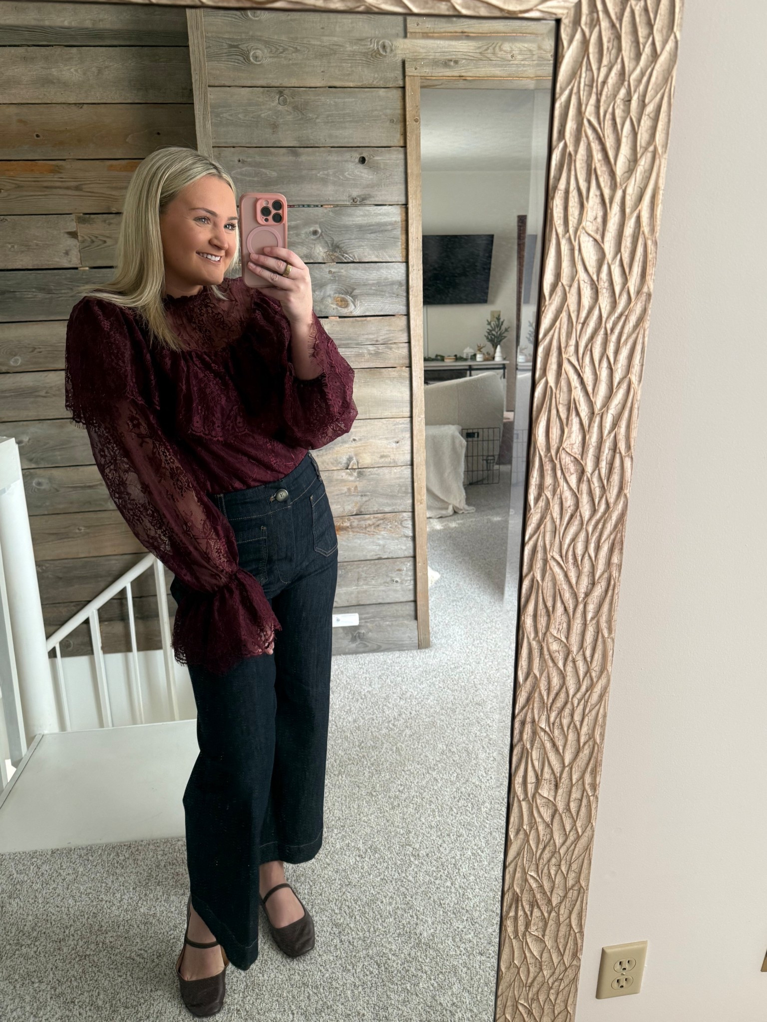 Christmas Eve ♥️

Top - Nuuly Endless Rose Ruffled Lace Blouse

#LTKootd #LTKHoliday #LTKSeasonal