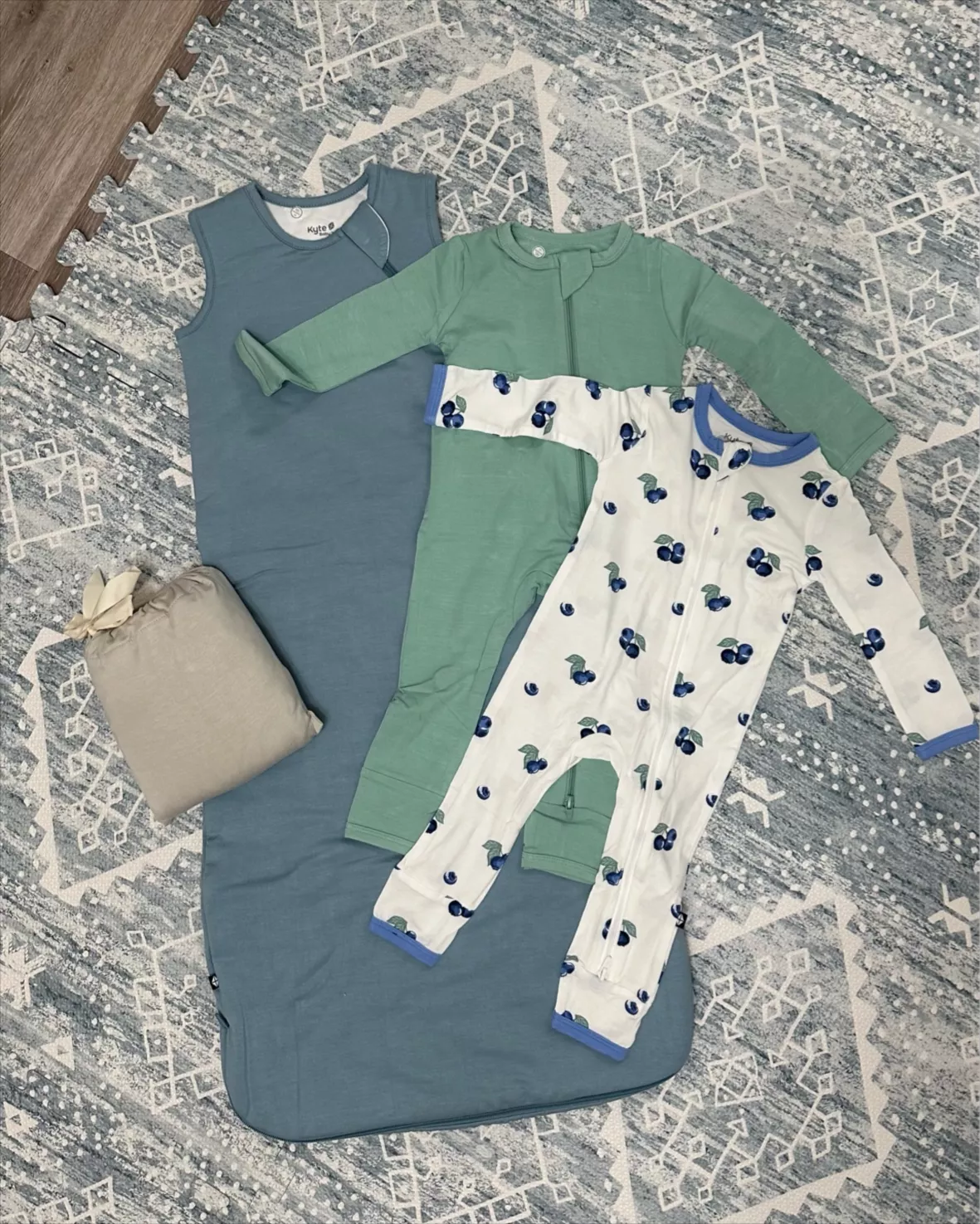 Kyte Baby Zippered Romper - Blueberry Kyte Baby Zippered Romper - Blueberry