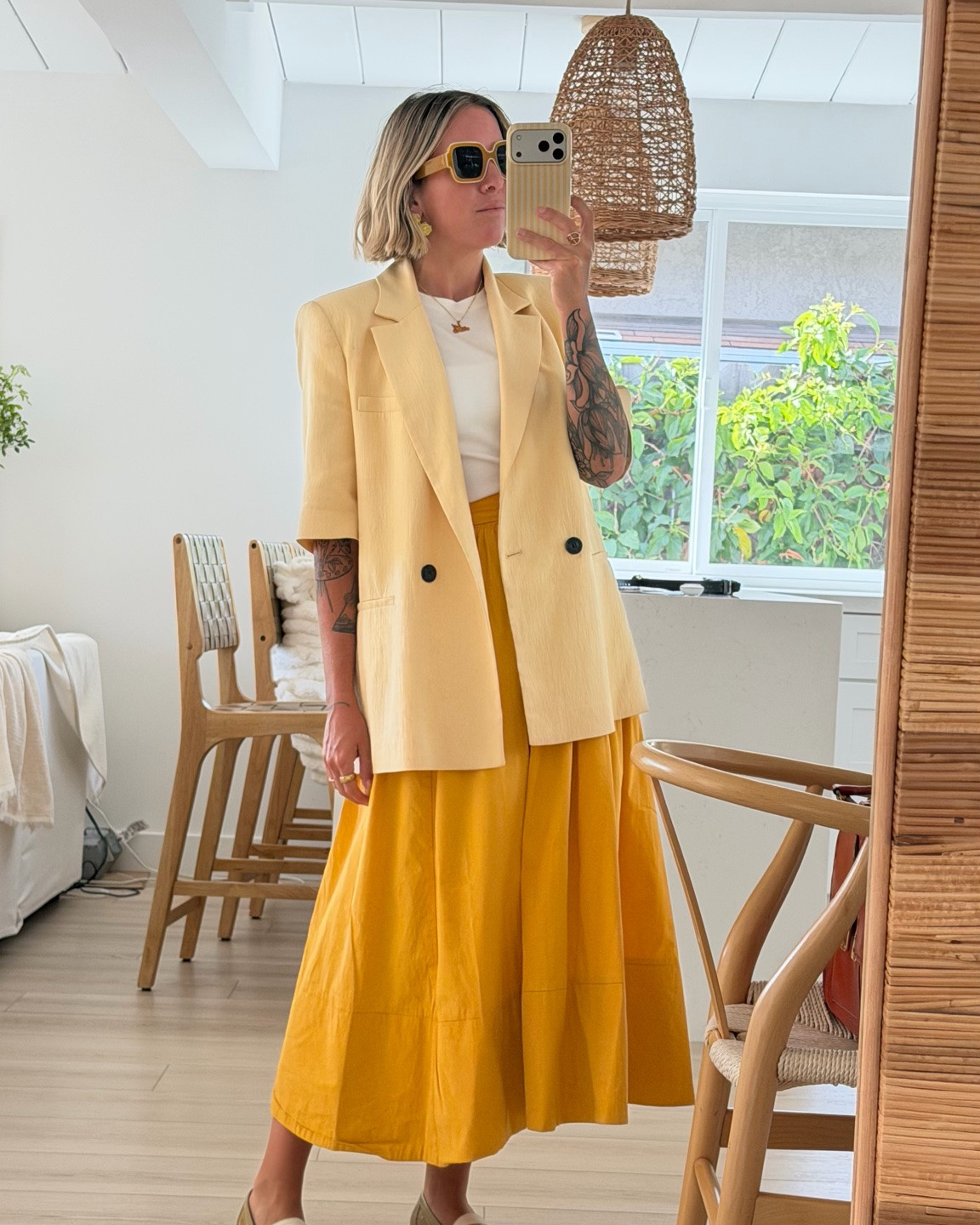 If I feel like my day is overwhelming, I wear yellow. Instant joy 💛

#LTKdayinmylife #LTKgrwm #LTKootd