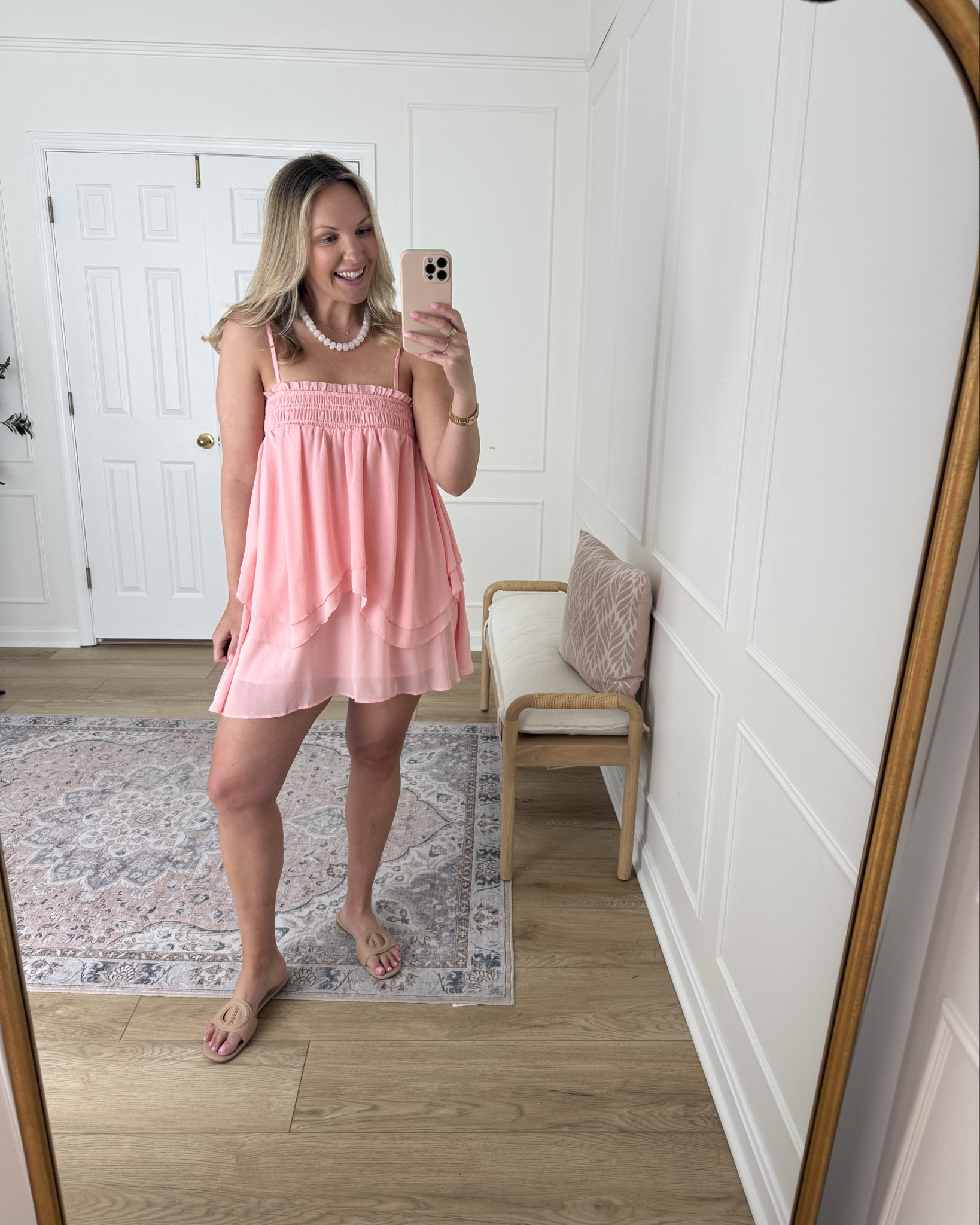 This looks like one piece but it’s actually a set! The bottoms are stretchy and I love that this looks a little more elevated than your average matching set 🙌 wearing a large 