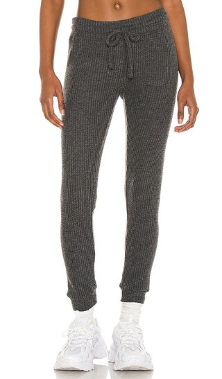Beyond Yoga Waffle Easy Sweatpant in Grey. - size XS (also in L, M, S) | Revolve Clothing (Global)