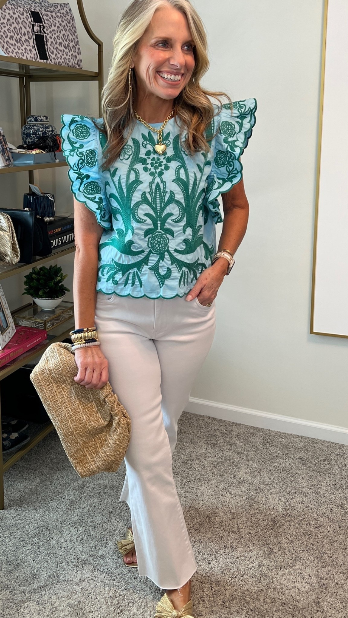 This adorable top is BACK!!! Wearing XS. Use COAST15 one first purchase 
Use COAST20 on Allie + Bess

#LTKgrwm #LTKootd #LTKOver40