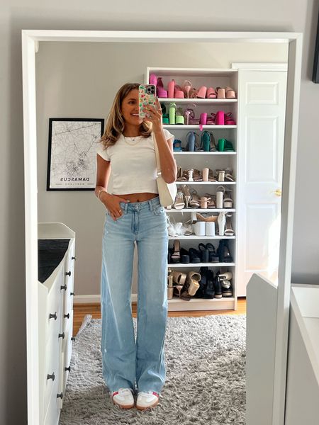 New wide leg jeans from American eagle. Under $50 wearing 000 regular 🤍