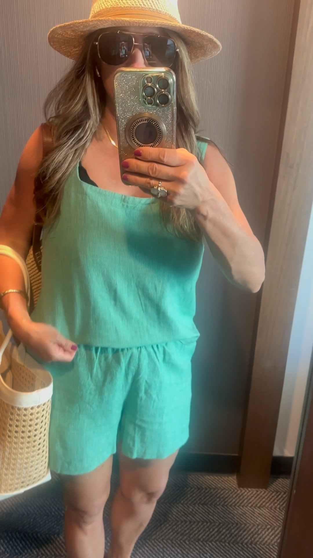 Summer is officially here! Make life easy with matching sets. Fixed down to a medium in top and bottom. Comes in multiple colors! 

#LTKSummerEdit #LTKMidsize #LTKStyleTip