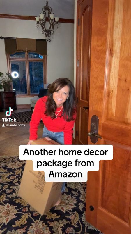 My home decor Amazon package has arrived. Today it contained a brass floor lamp. Easy to assemble and heftier than I expected!
kimbentley, home decor, living room, foyer entryway 

#LTKVideo #LTKover40 #LTKhome