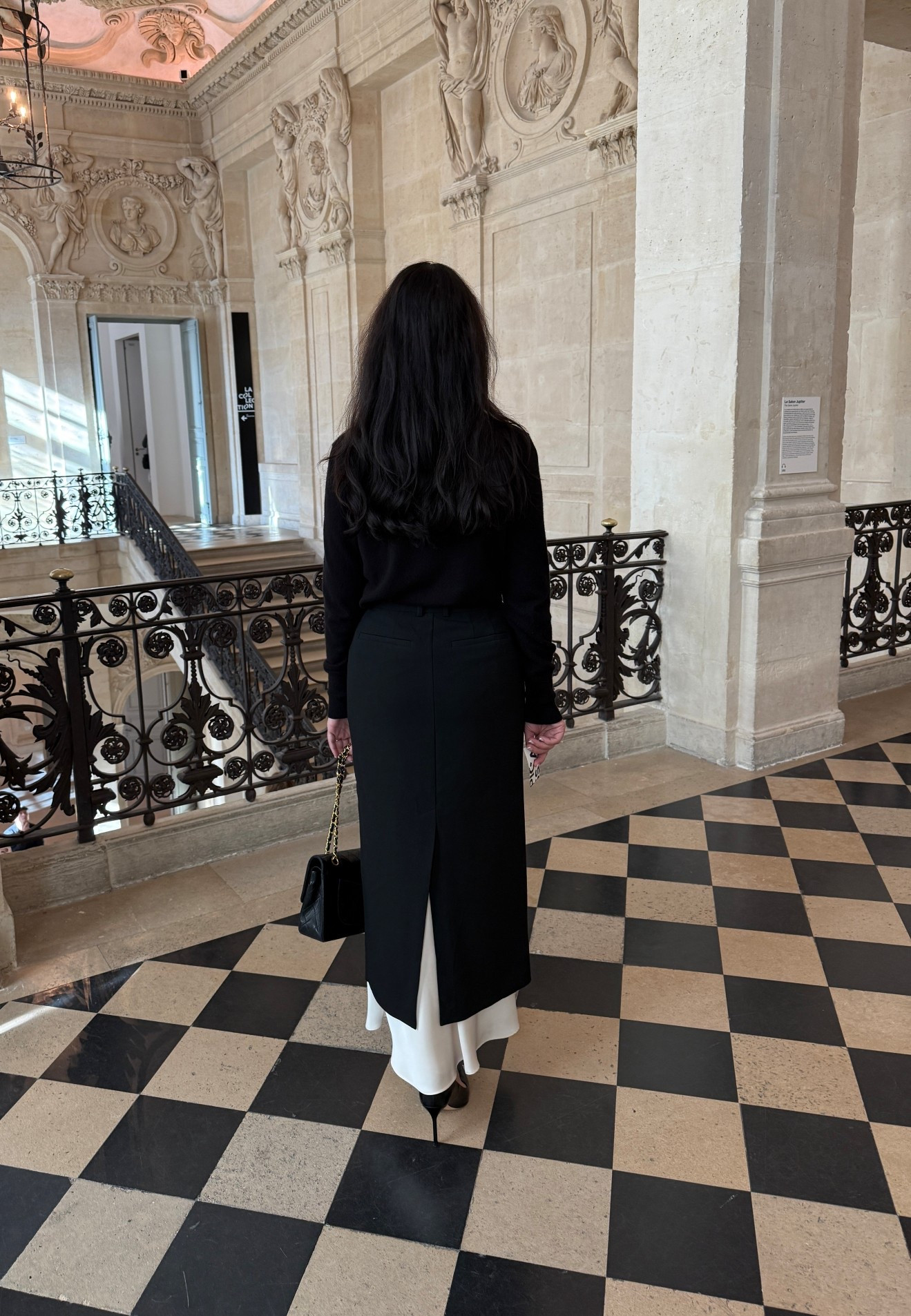 Sweater: Everlane
Skirts: Babaton and Zara 
Heels: Via Spiga
Bag: Chanel 

#LTKtravel