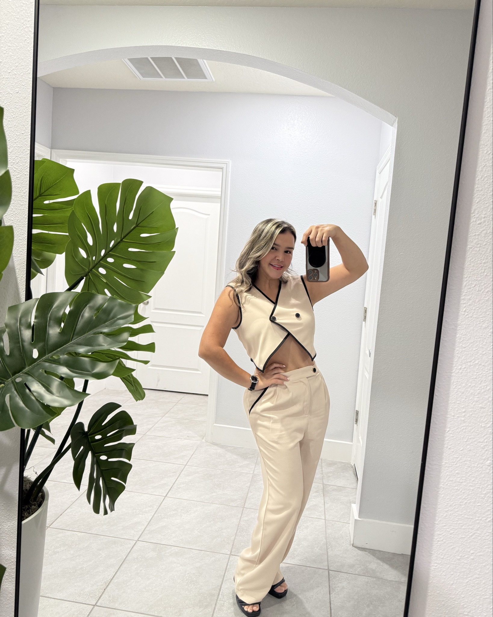 SHEIN date night look 💕 elegante y fácil de recrear

#LTKfashion #LTKfinds #LTKstyletips #LTKOutfits #LTKsalealert #LTKunder50 #LTKtrending #SHEINstyle #SHEINoutfit #SHEINfashion #affordablefashion #falloutfit #outfitideas