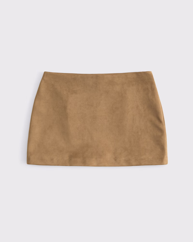Women's The A&F Scarlett Mid Rise Vegan Suede Mini Skort | Women's Out & About | Abercrombie.com | Abercrombie & Fitch (UK)