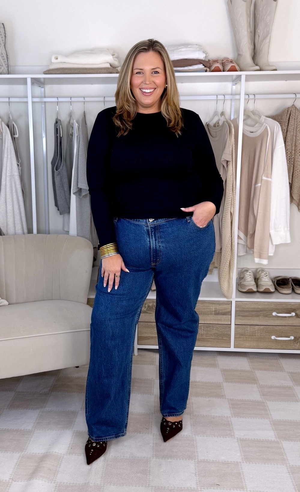 Wearing an XL in the black top! These are the 90s relaxed high rise jeans in a 35 regular, color dark! I was nervous about the fit, but these impressed me!

Make sure to shop through the LTK app to get an exclusive discount from now until 9/29!

Ltk fall sale, abercrombie haul, fall fashion, trendy outfit ideas, plus size fashion, midsize fashion, Abercrombie denim 

#LTKMidsize #LTKFallSale #LTKPlusSize