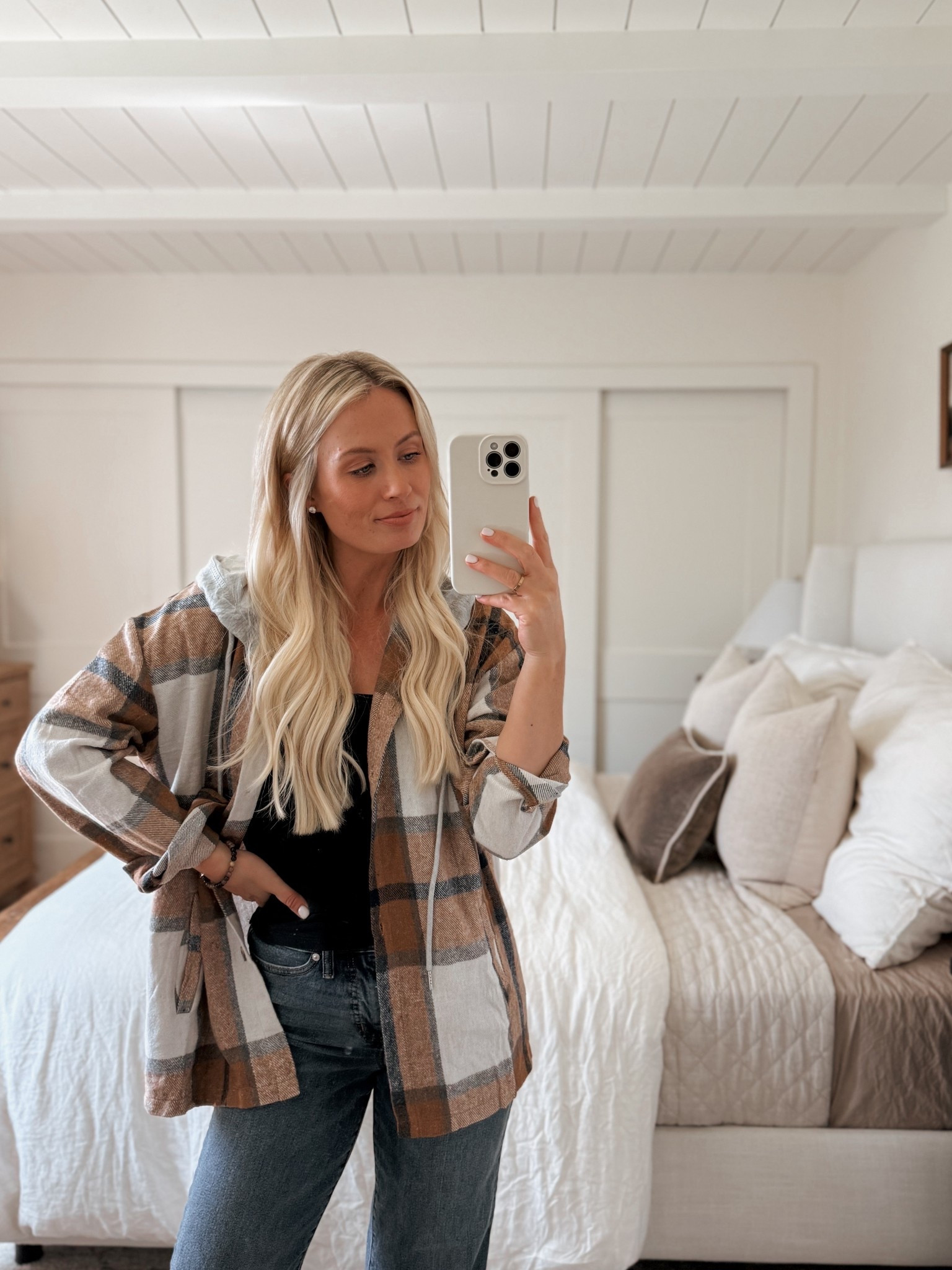 Fall fashion find under $20!! Love this plaid shacket. Wearing size SMALL 

#LTKSeasonal