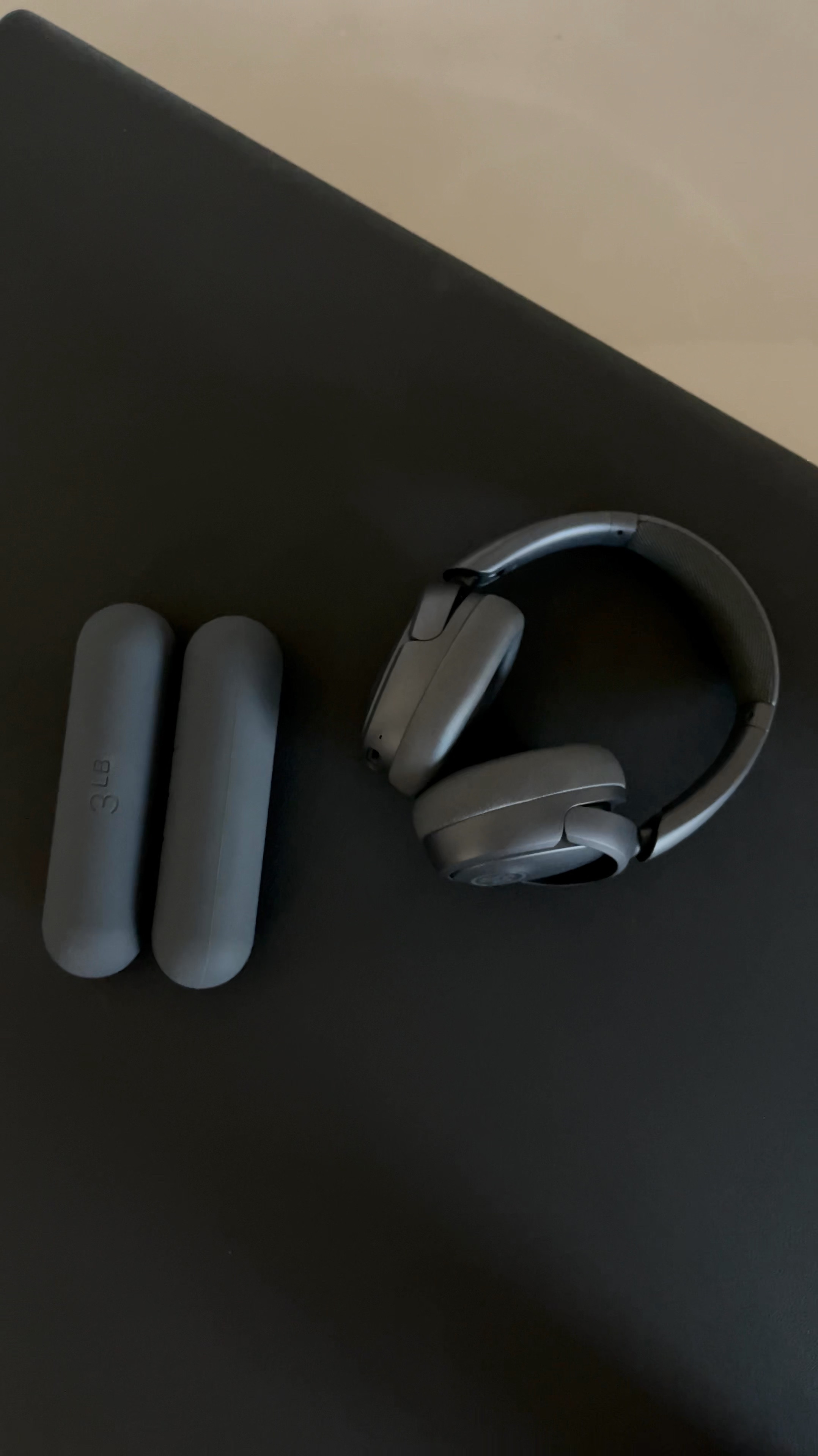 #ad @jlabaudio Workout ready! Noise cancelling, wireless, and aesthetically pleasing!? Say less! Plus the price point 🙌🏽

#LTKFitness #LTKVideo #LTKActive