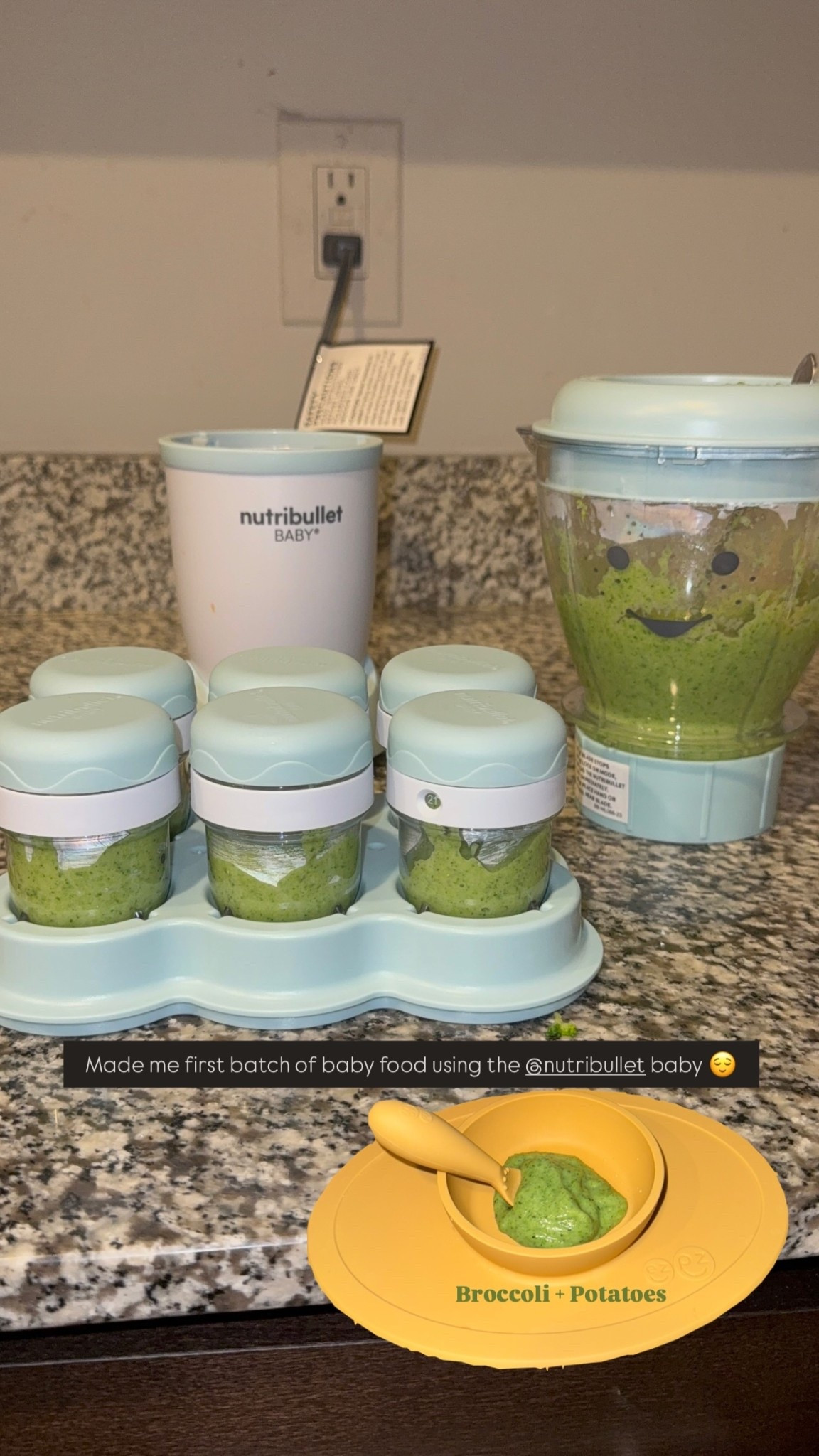 Made me first batch of baby food using the @nutribullet baby 😌 Broccoli + Potatoes