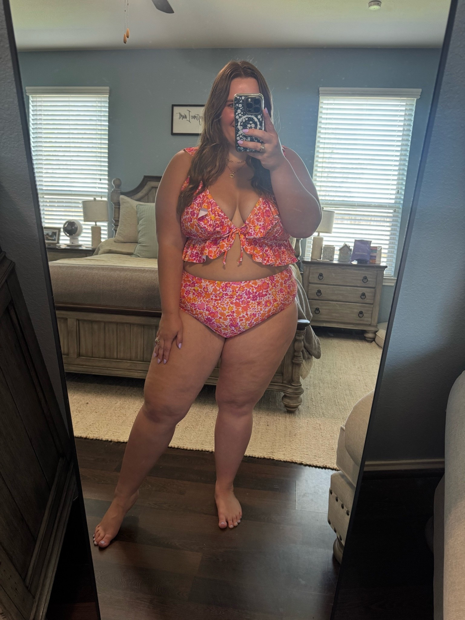 I am obsessed with this orange and pink floral SHEIN curve swim suit. The fit is perfect and covers all the right areas. I sized up to a 3X. I’m 5’1 and a size 16.

#LTKootd #LTKSwim #LTKPlusSize