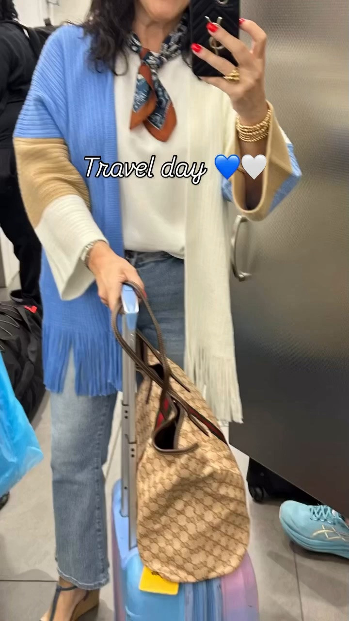 Travel day 💙🤍 must have on travel day; quality luggage, comfortable clothes and shoes. And always bring a sweater or sweatshirt (airports and airplanes can be cold 💙🤍#traveling #traveler #travelstyle #over50fashion #agelessfashion

#LTKTravel #LTKootd #LTKOver40